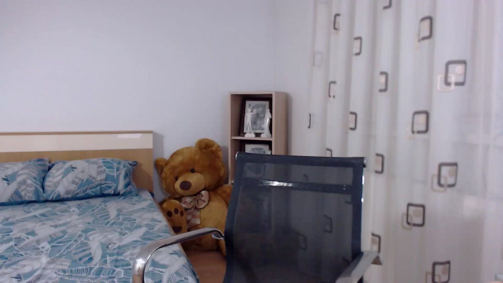 Gallery image thumbnail from LoryBell's myfreecams stream on, 07/01/2024, 23:55 image 9 of 20