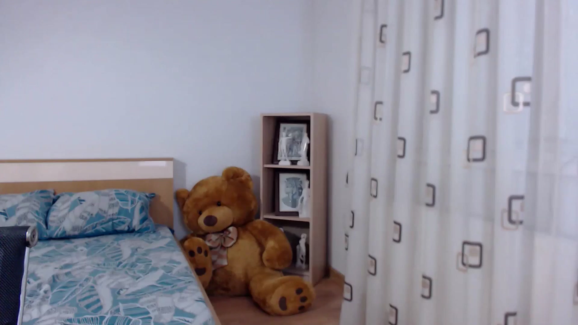 Gallery image thumbnail from LoryBell's myfreecams stream on, 07/02/2024, 22:47 image 15 of 20