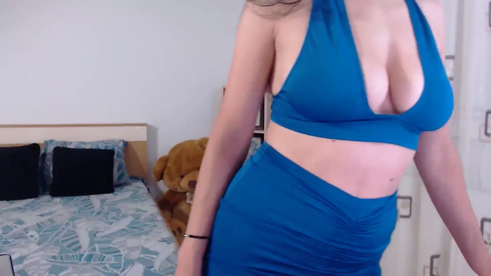 Gallery image thumbnail from LoryBell's myfreecams stream on, 07/23/2024, 23:10 image 8 of 20