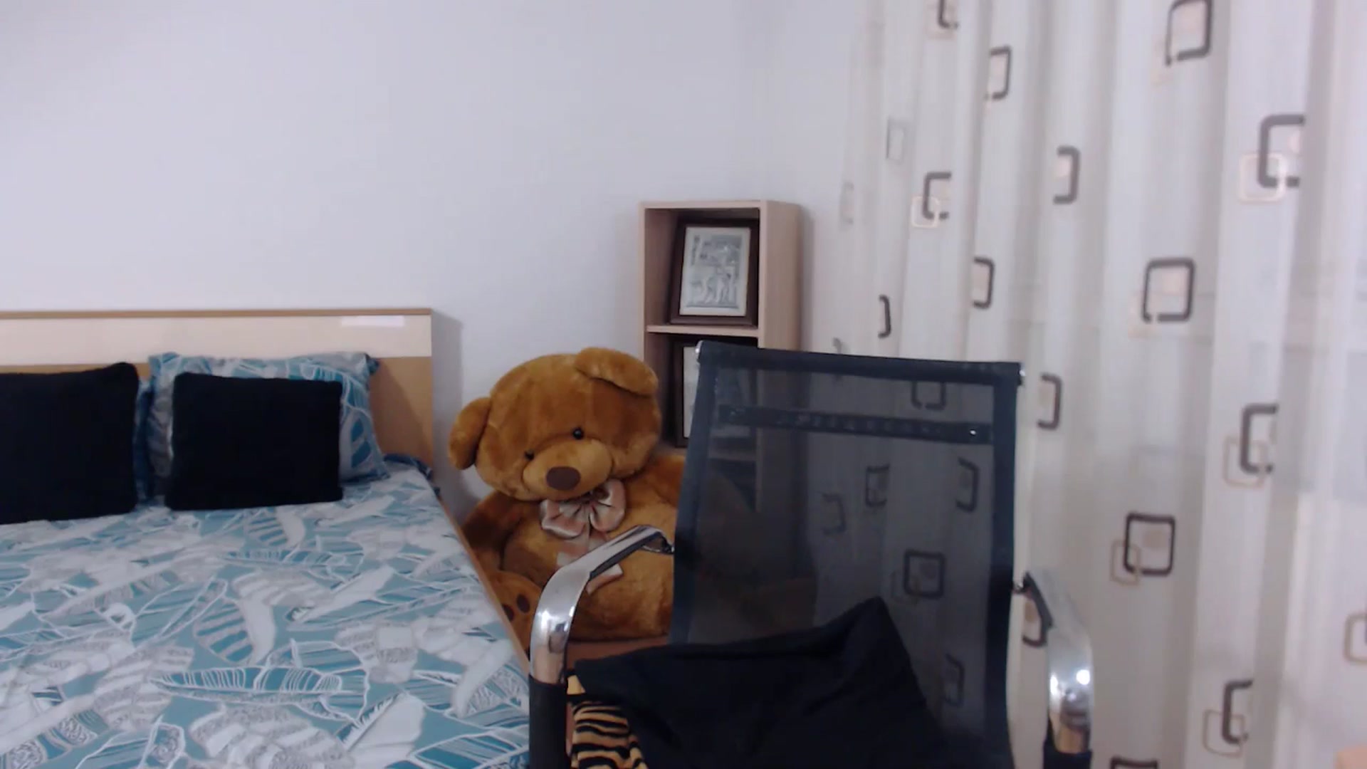 Gallery image thumbnail from LoryBell's myfreecams stream on, 07/24/2024, 01:45 image 10 of 20