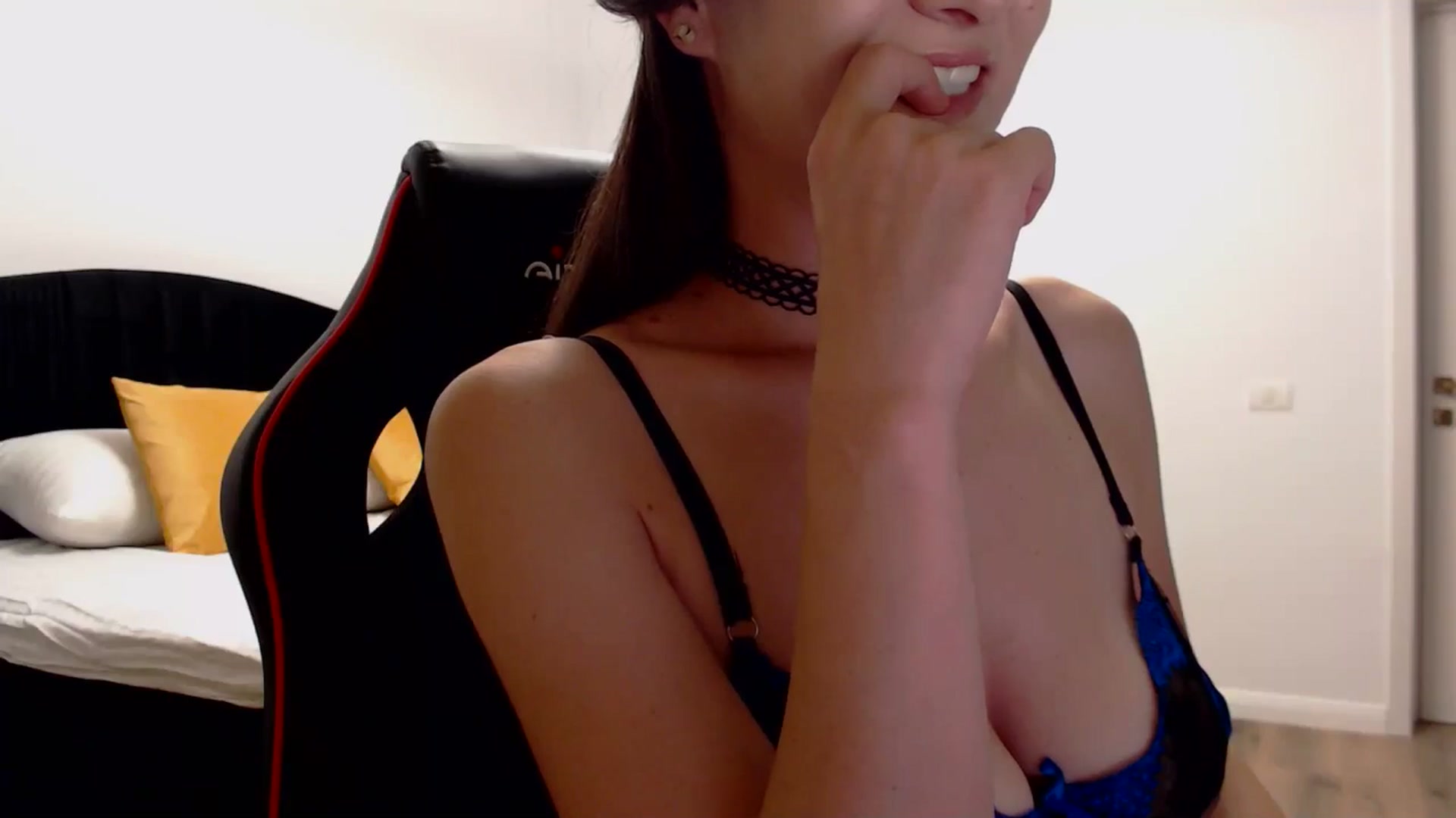 Gallery image thumbnail from LoryBell's myfreecams stream on, 09/03/2024, 01:51 image 8 of 20