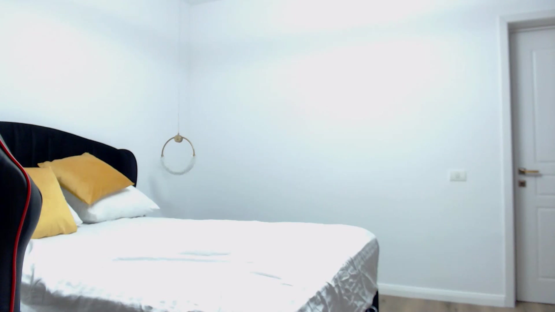 Gallery image thumbnail from LoryBell's myfreecams stream on, 09/03/2024, 23:31 image 15 of 20