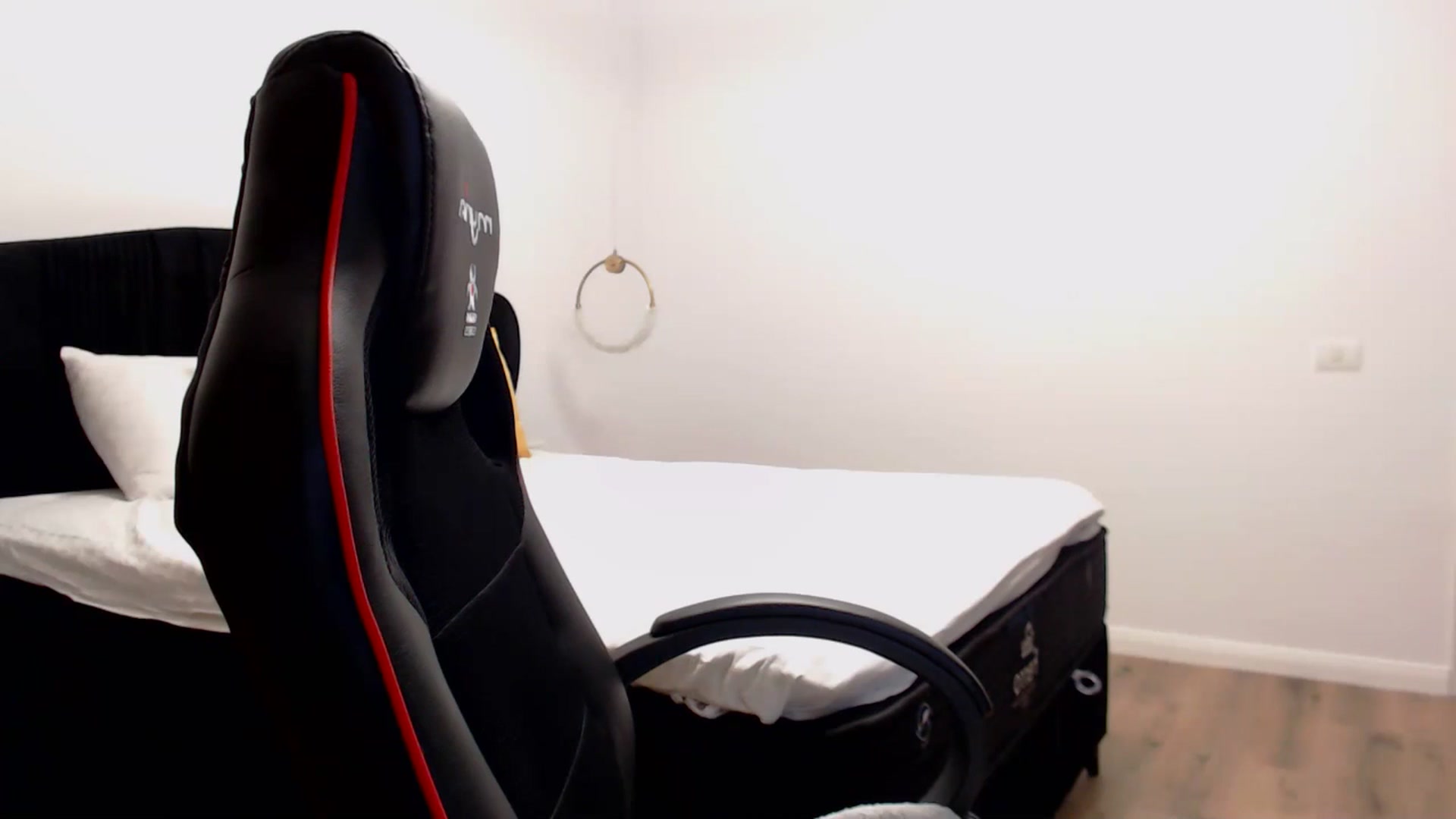 Gallery image thumbnail from LoryBell's myfreecams stream on, 09/07/2024, 01:04 image 17 of 20