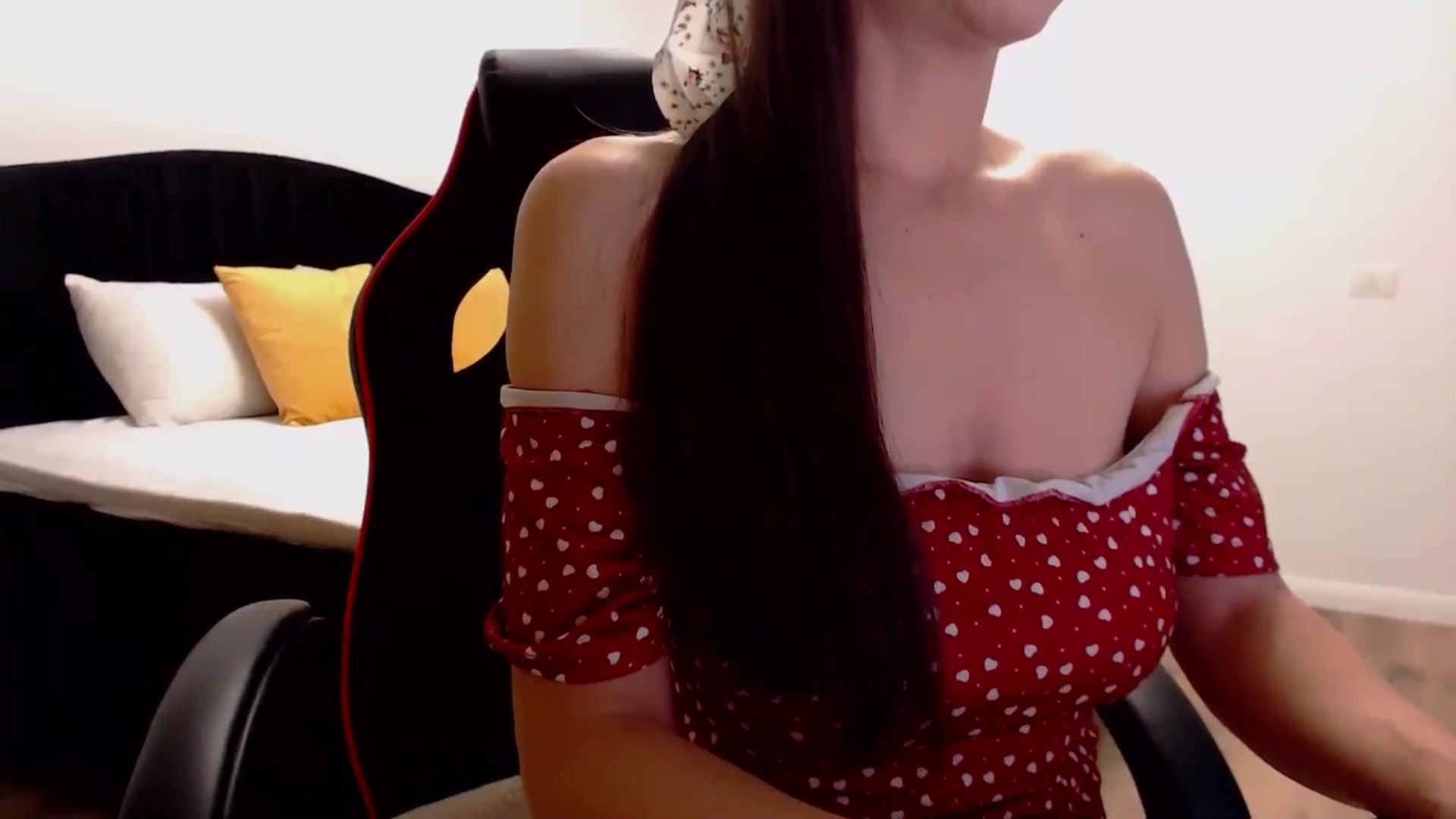 Gallery image thumbnail from LoryBell's myfreecams stream on, 09/08/2024, 23:45 image 4 of 20
