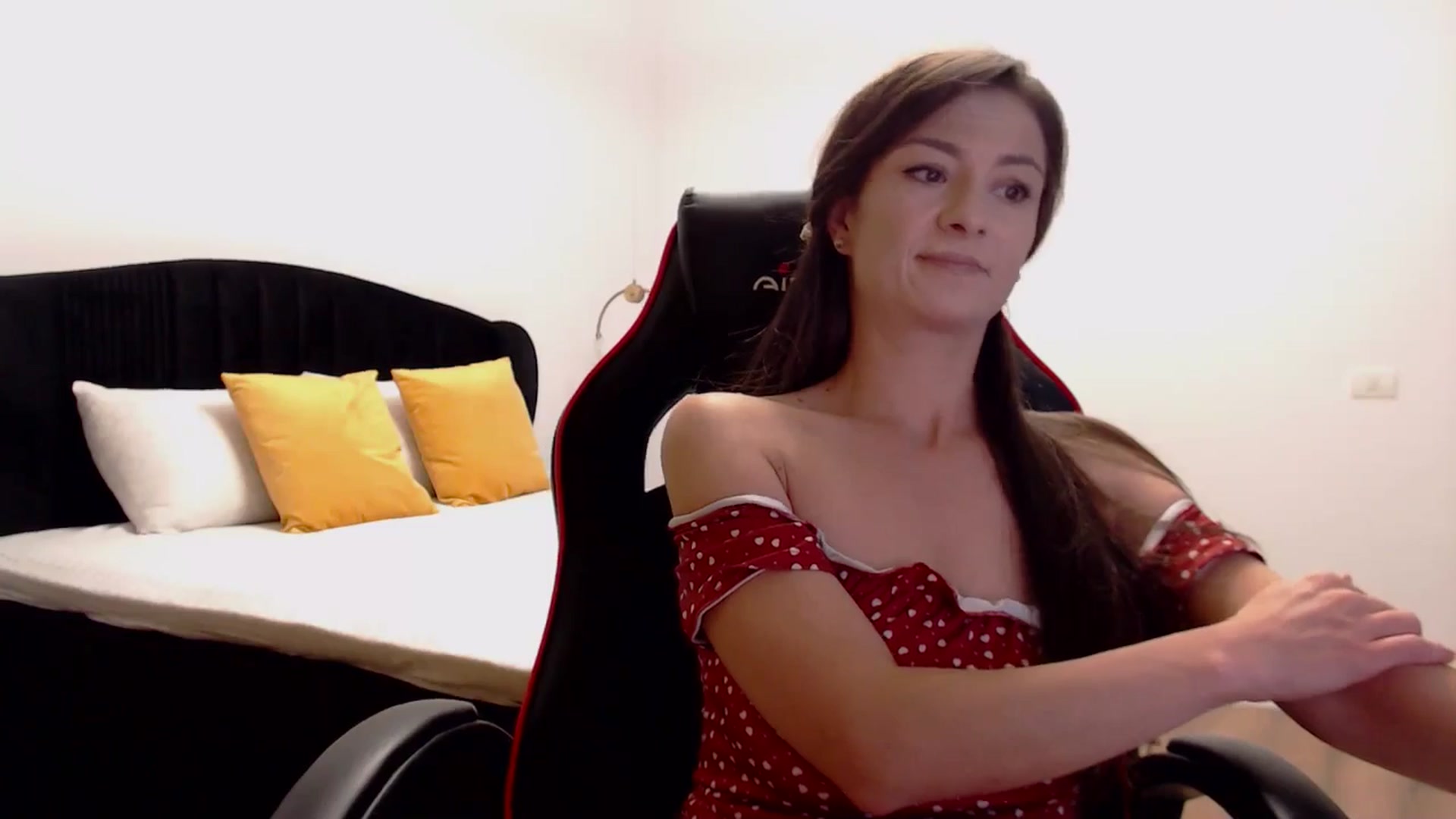 Gallery image thumbnail from LoryBell's myfreecams stream on, 09/08/2024, 23:45 image 7 of 20