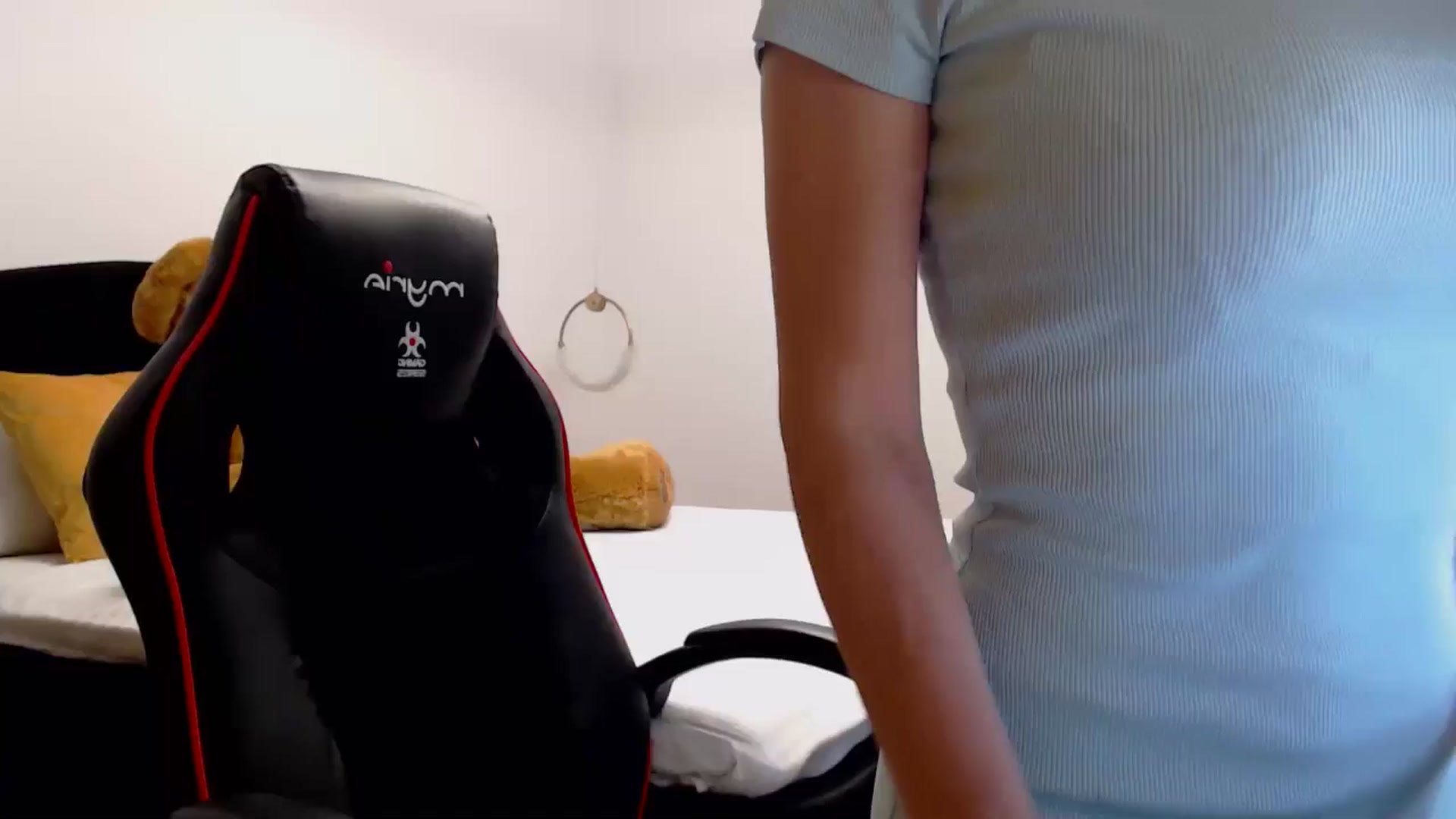 Gallery image thumbnail from LoryBell's myfreecams stream on, 09/15/2024, 22:30 image 10 of 20