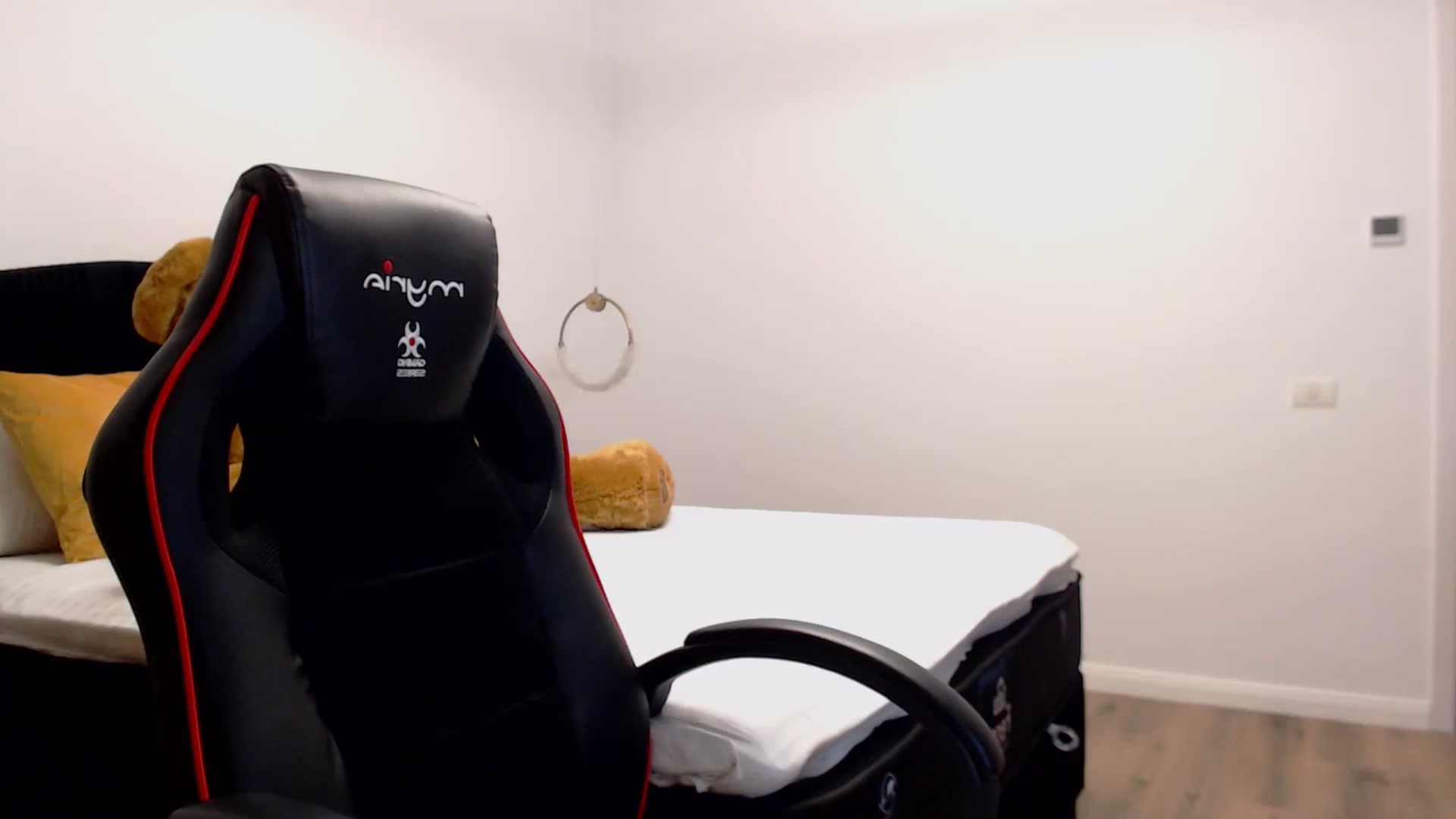 Gallery image thumbnail from LoryBell's myfreecams stream on, 09/15/2024, 22:30 image 12 of 20