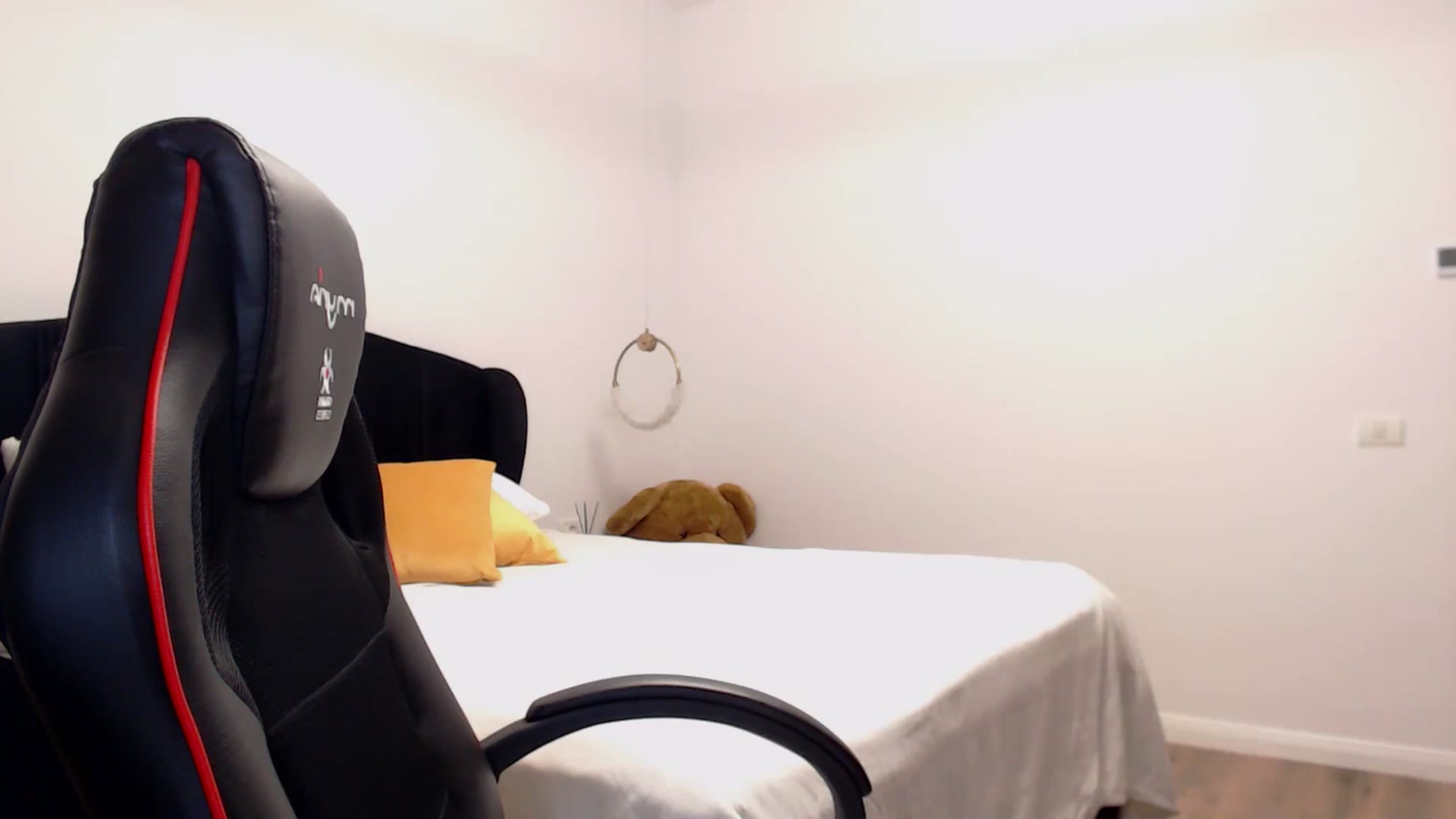 Gallery image thumbnail from LoryBell's myfreecams stream on, 09/23/2024, 01:04 image 7 of 20