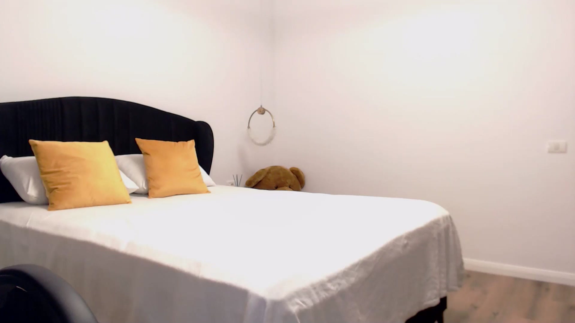 Gallery image thumbnail from LoryBell's myfreecams stream on, 09/24/2024, 23:39 image 10 of 20