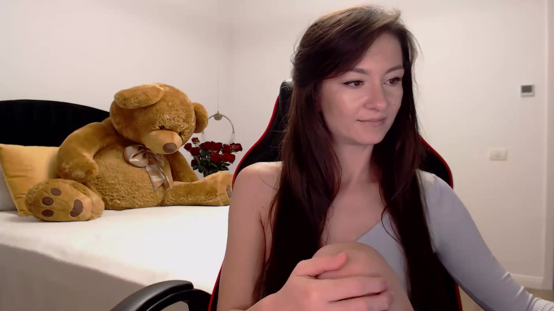 Gallery image thumbnail from LoryBell's myfreecams stream on, 09/29/2024, 02:06 image 2 of 20