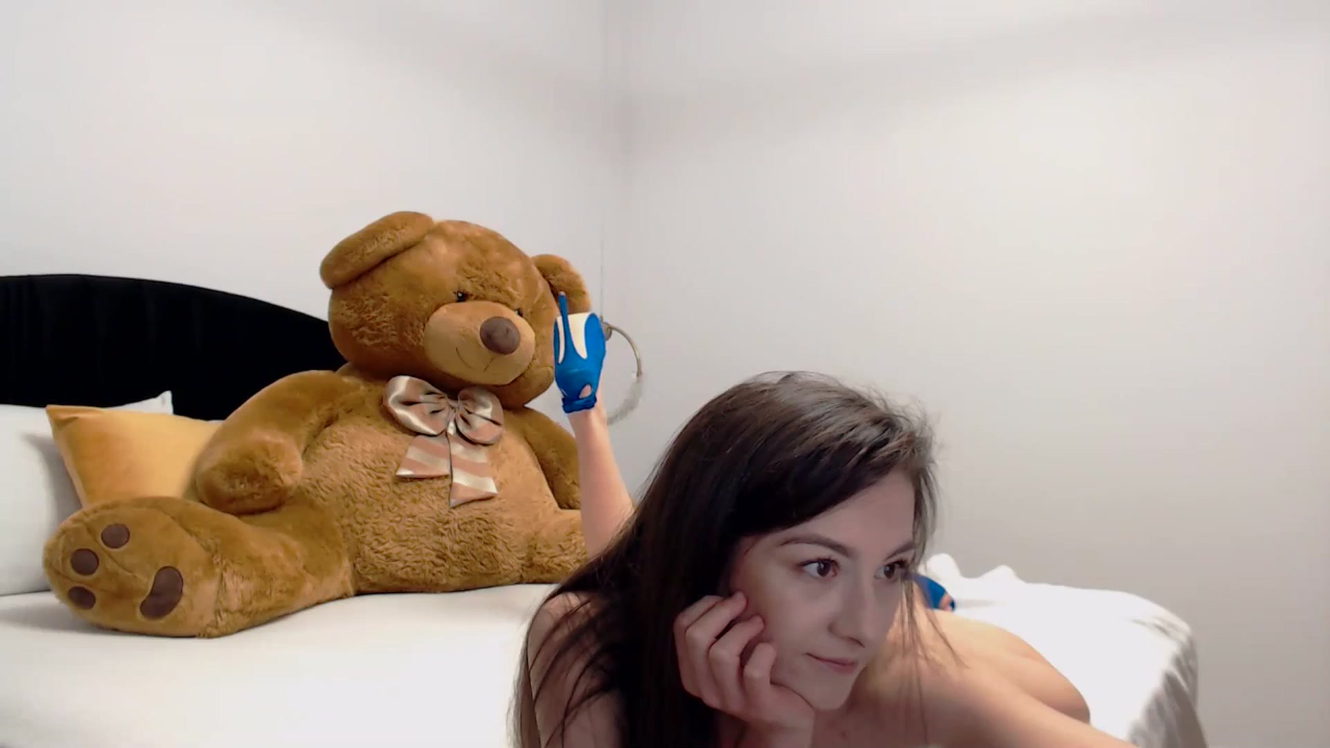 Gallery image thumbnail from LoryBell's myfreecams stream on, 10/09/2024, 01:21 image 5 of 20