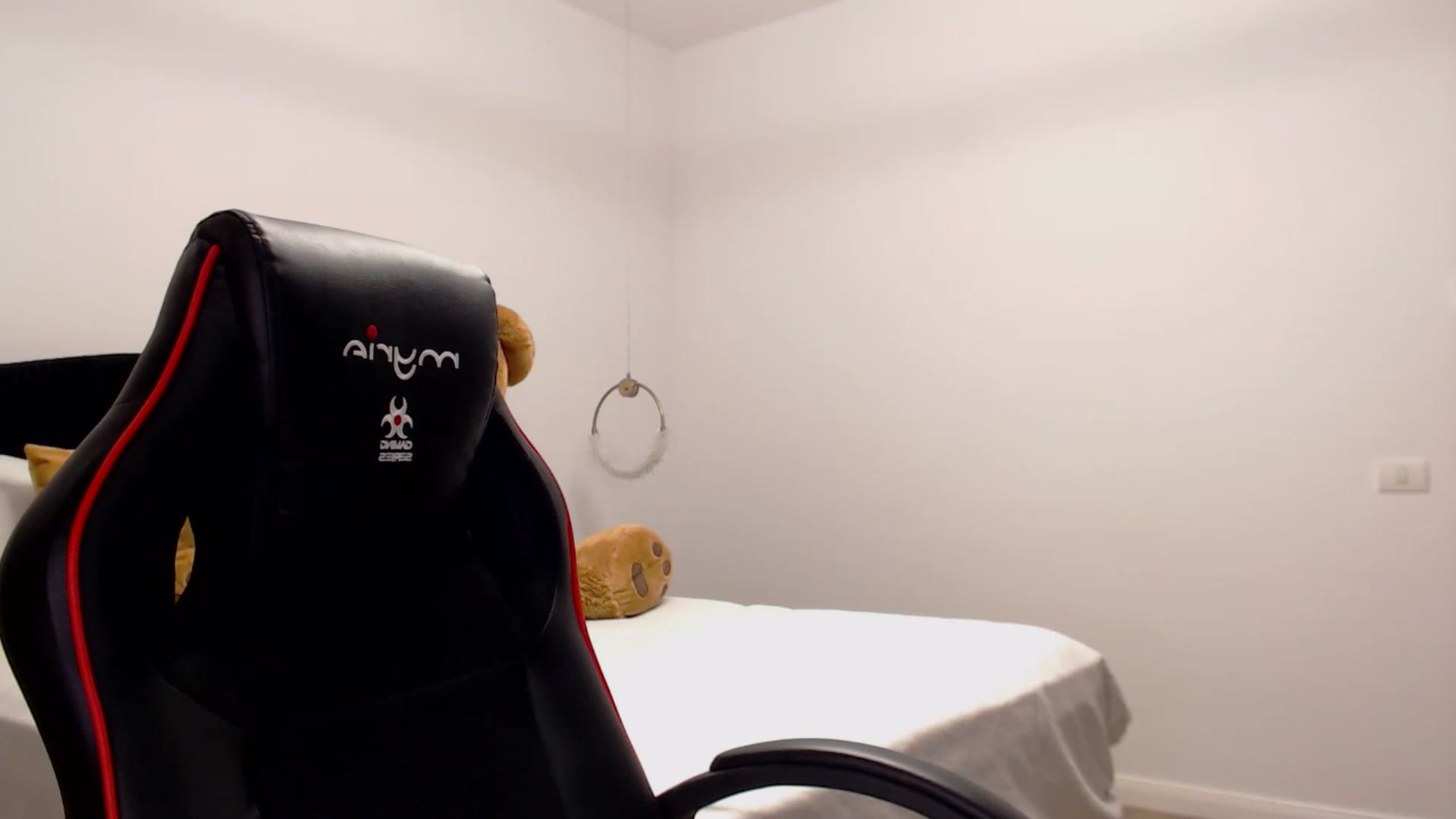 Gallery image thumbnail from LoryBell's myfreecams stream on, 10/10/2024, 24:17 image 8 of 20