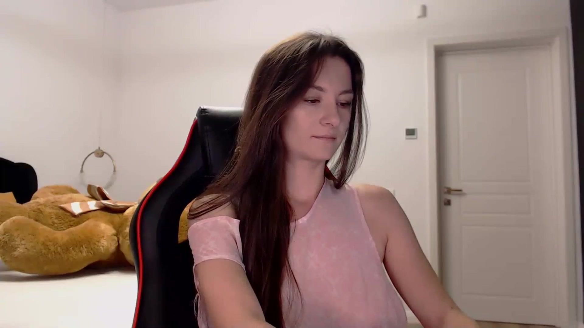 Gallery image thumbnail from LoryBell's myfreecams stream on, 10/11/2024, 01:08 image 6 of 20