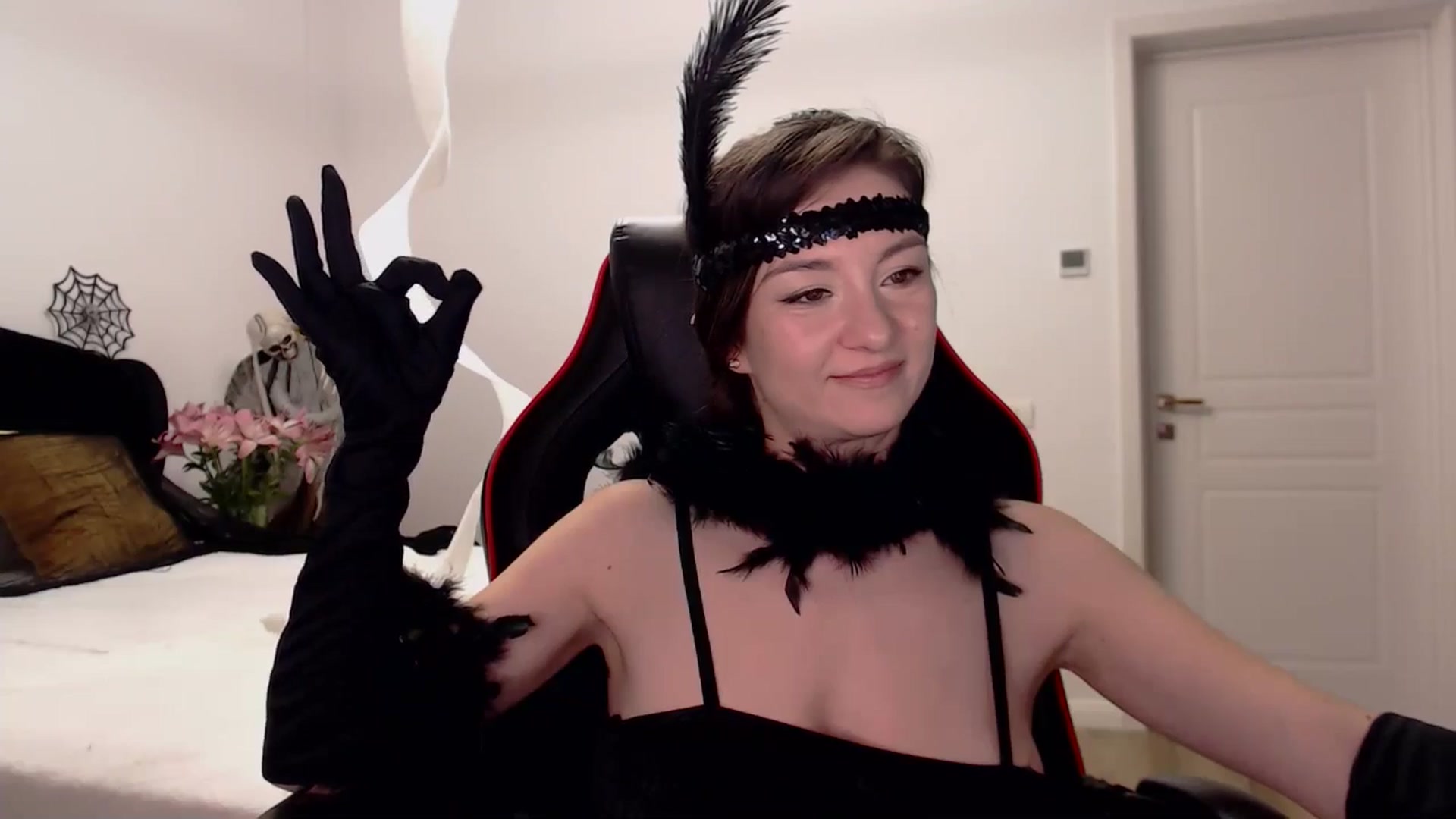 Gallery image thumbnail from LoryBell's myfreecams stream on, 10/30/2024, 01:19 image 17 of 20