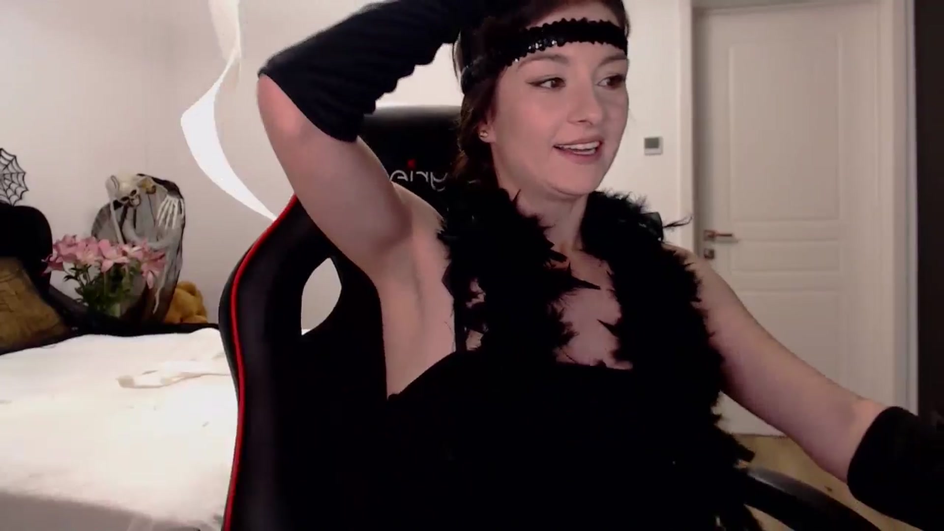 Gallery image thumbnail from LoryBell's myfreecams stream on, 10/30/2024, 01:19 image 8 of 20