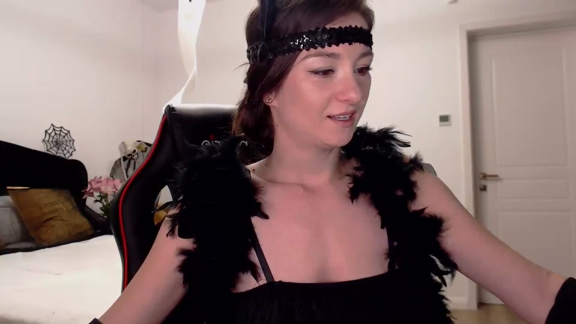Gallery image thumbnail from LoryBell's myfreecams stream on, 10/30/2024, 01:19 image 15 of 20