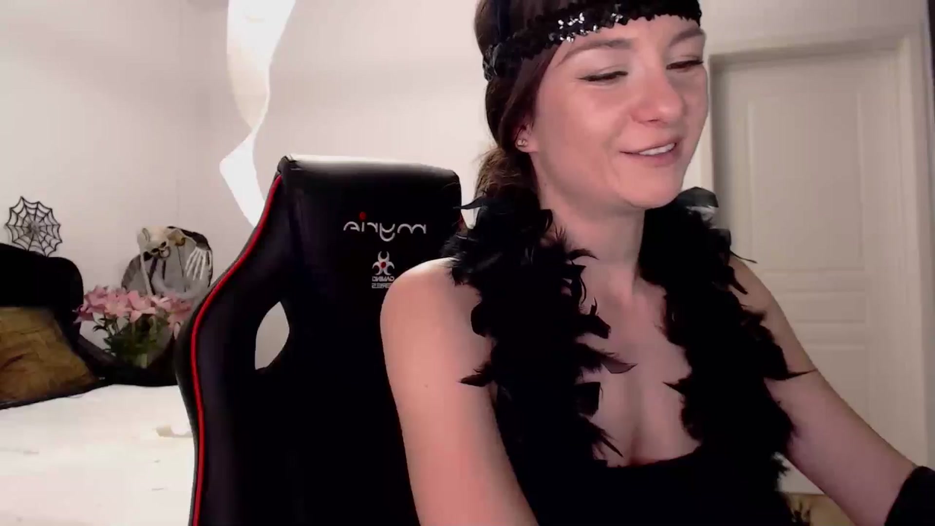 Gallery image thumbnail from LoryBell's myfreecams stream on, 10/30/2024, 01:19 image 20 of 20
