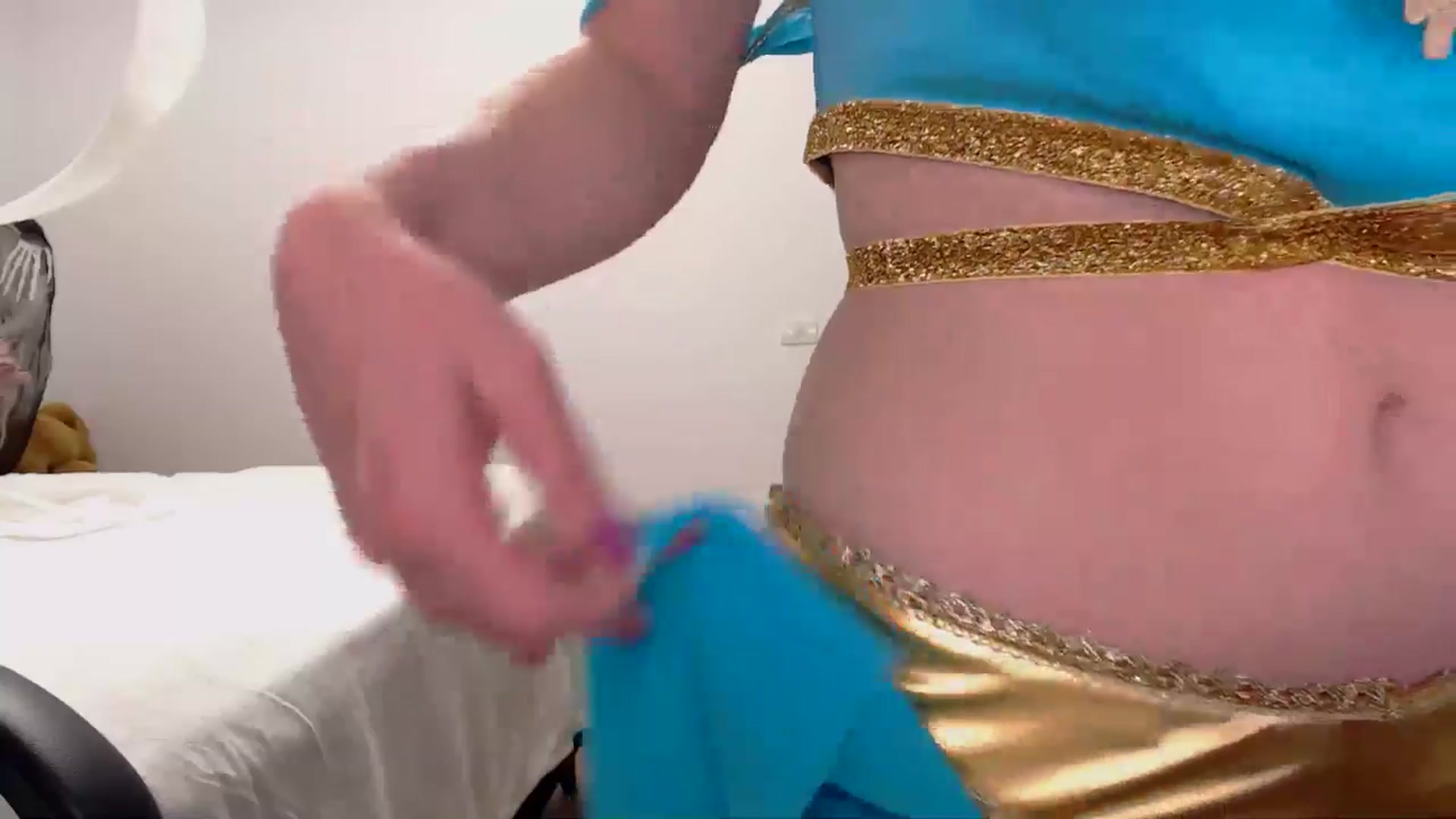 Gallery image thumbnail from LoryBell's myfreecams stream on, 11/01/2024, 02:34 image 7 of 20