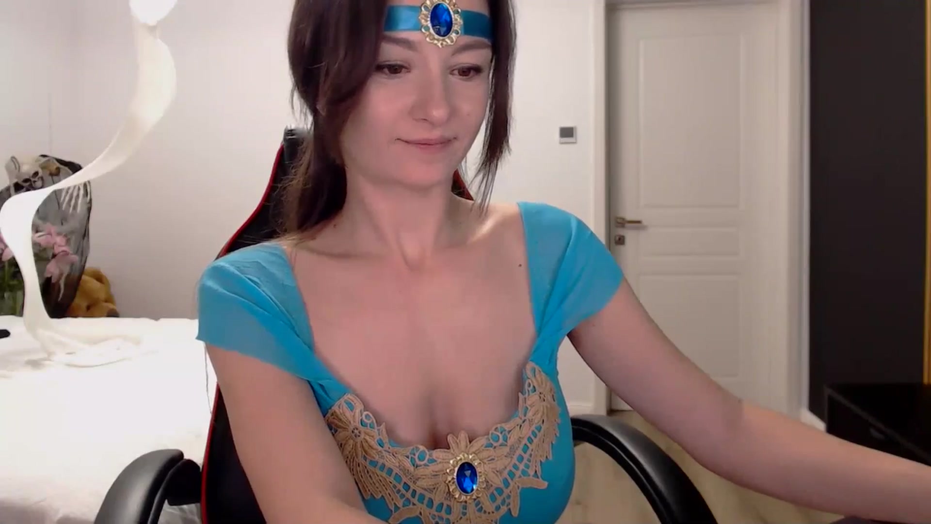 Gallery image thumbnail from LoryBell's myfreecams stream on, 11/01/2024, 02:34 image 17 of 20