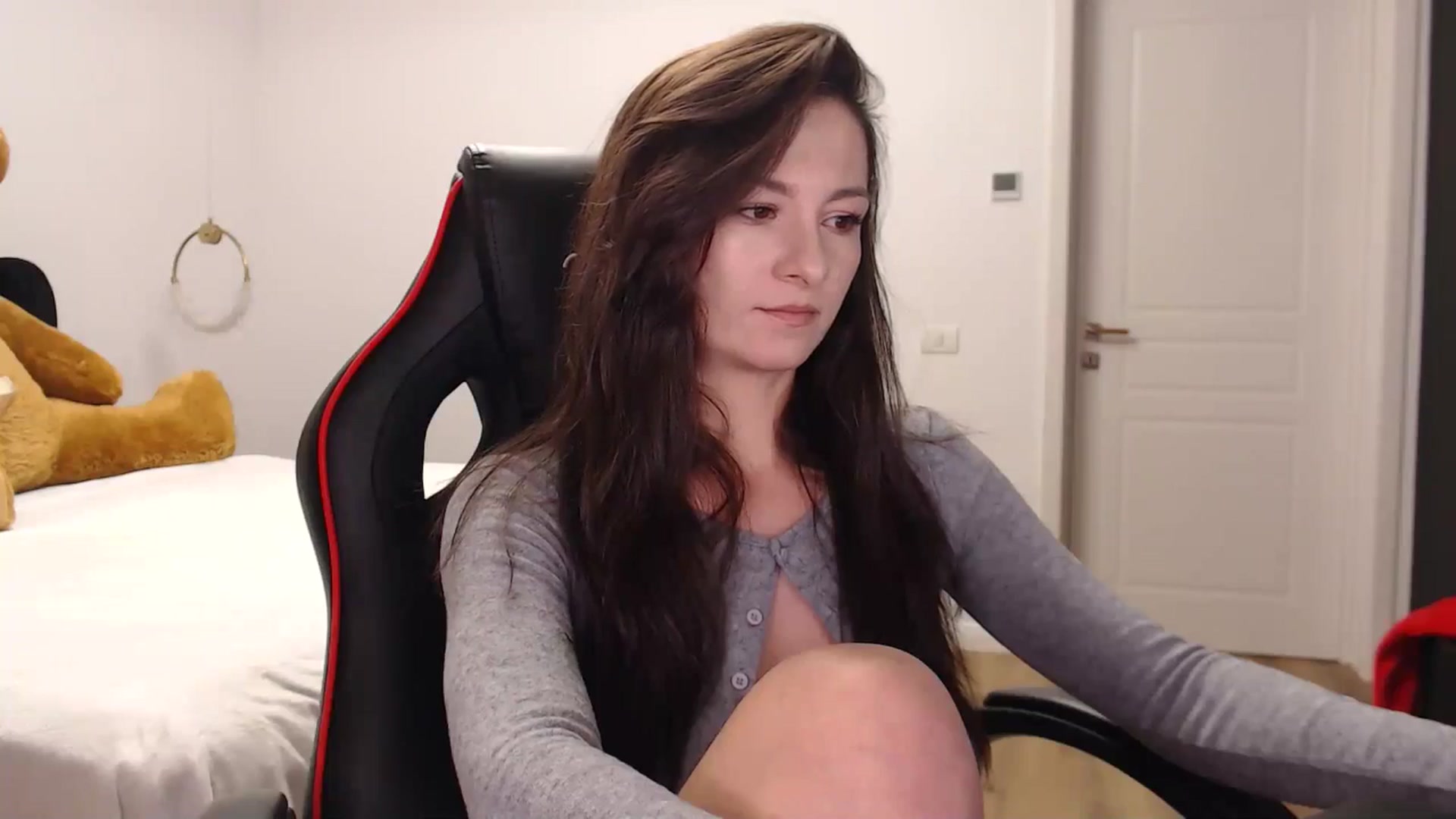 Gallery image thumbnail from LoryBell's myfreecams stream on, 11/07/2024, 24:50 image 13 of 20