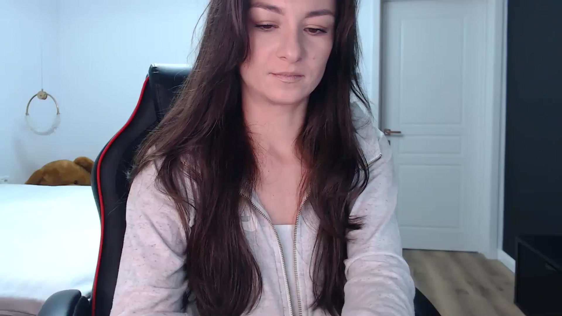 Gallery image thumbnail from LoryBell's myfreecams stream on, 11/09/2024, 23:22 image 2 of 20