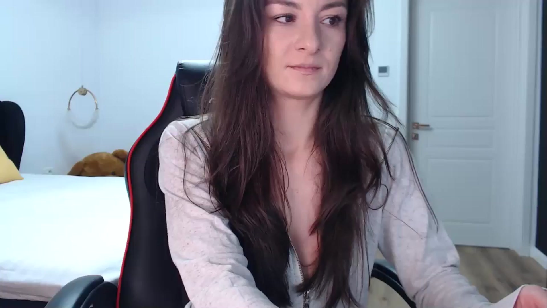 Gallery image thumbnail from LoryBell's myfreecams stream on, 11/09/2024, 23:22 image 12 of 20