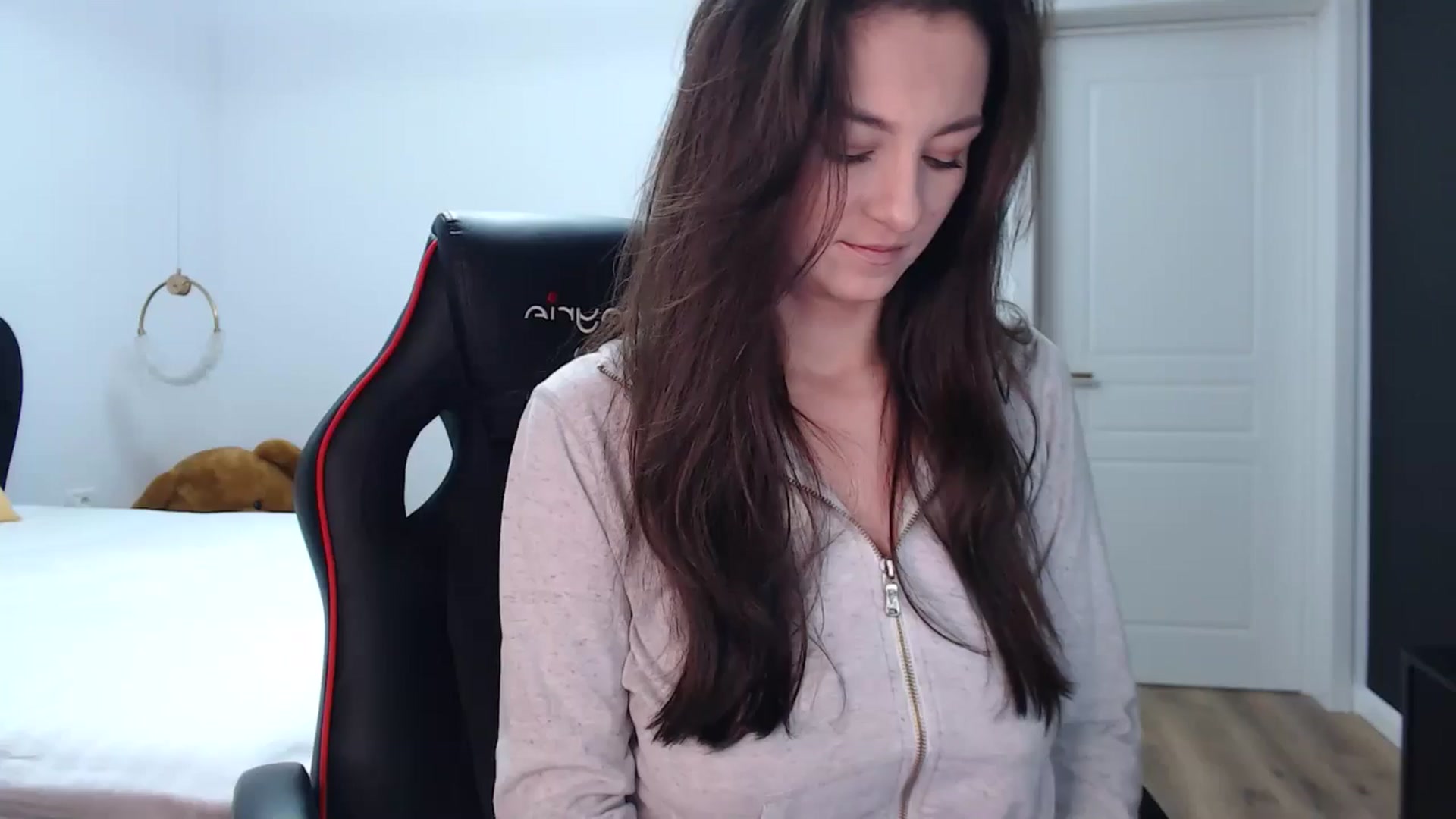 Gallery image thumbnail from LoryBell's myfreecams stream on, 11/10/2024, 01:03 image 1 of 20