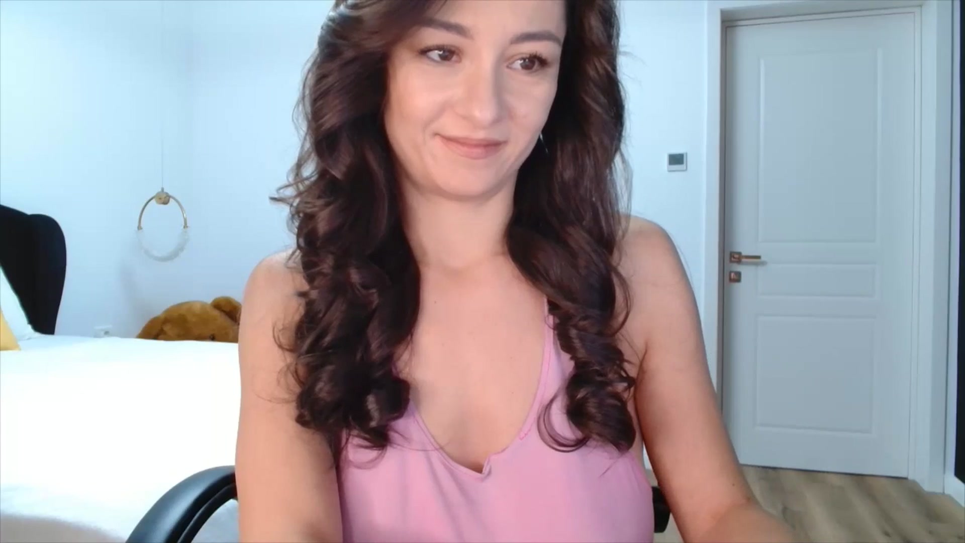 Gallery image thumbnail from LoryBell's myfreecams stream on, 11/12/2024, 24:17 image 2 of 20