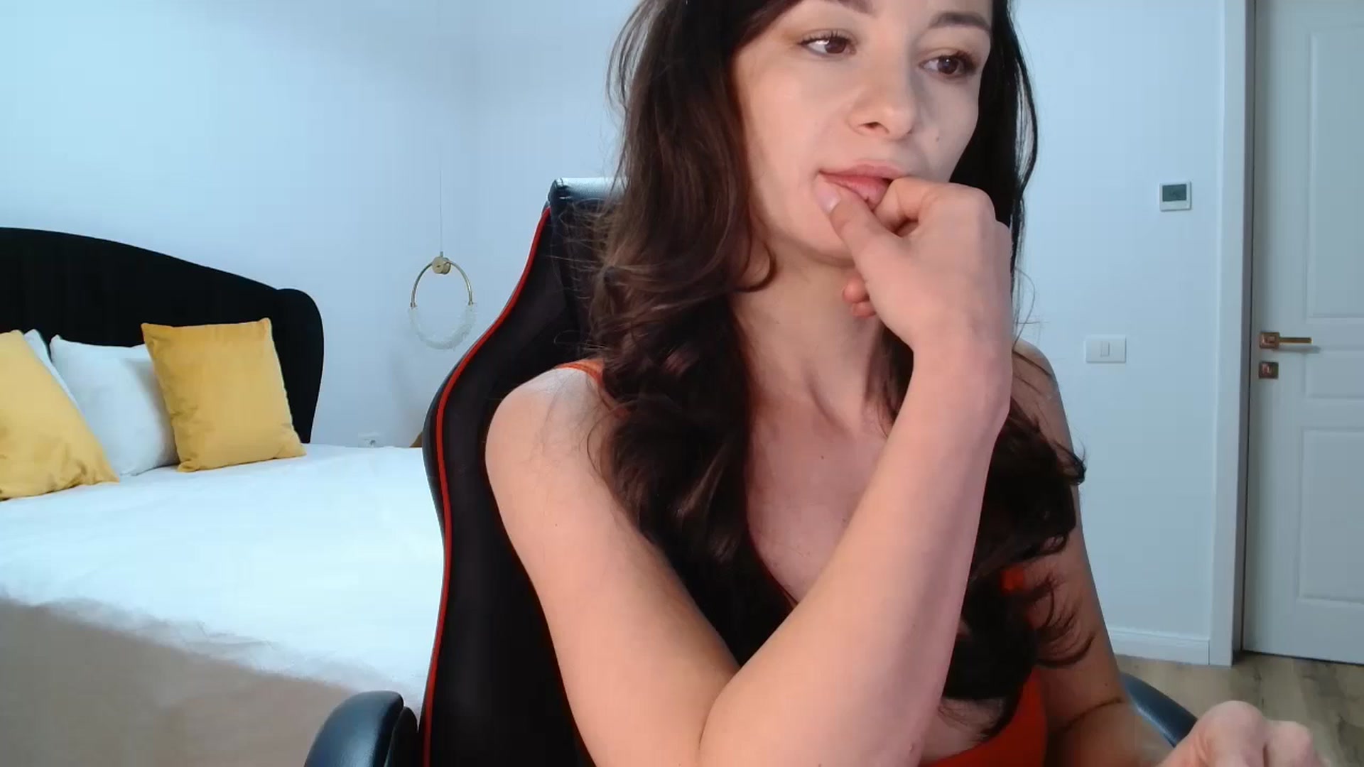 Gallery image thumbnail from LoryBell's myfreecams stream on, 11/13/2024, 02:18 image 20 of 20