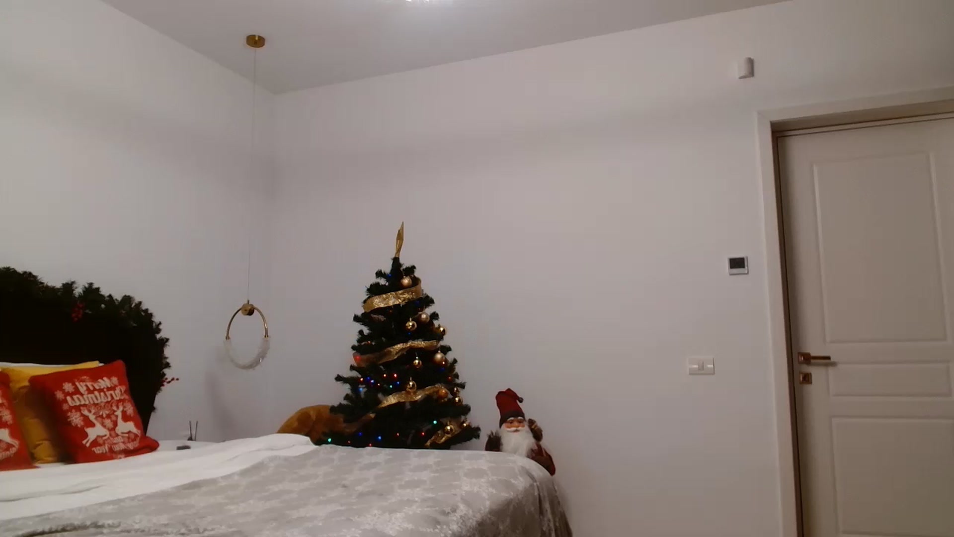 Gallery image thumbnail from LoryBell's myfreecams stream on, 12/11/2024, 02:06 image 2 of 20