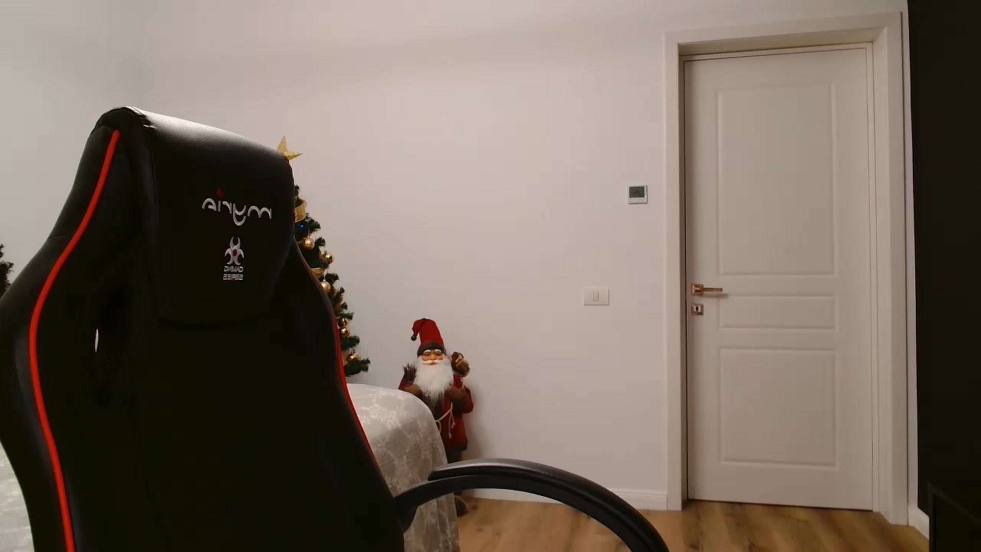Gallery image thumbnail from LoryBell's myfreecams stream on, 12/14/2024, 01:36 image 3 of 20