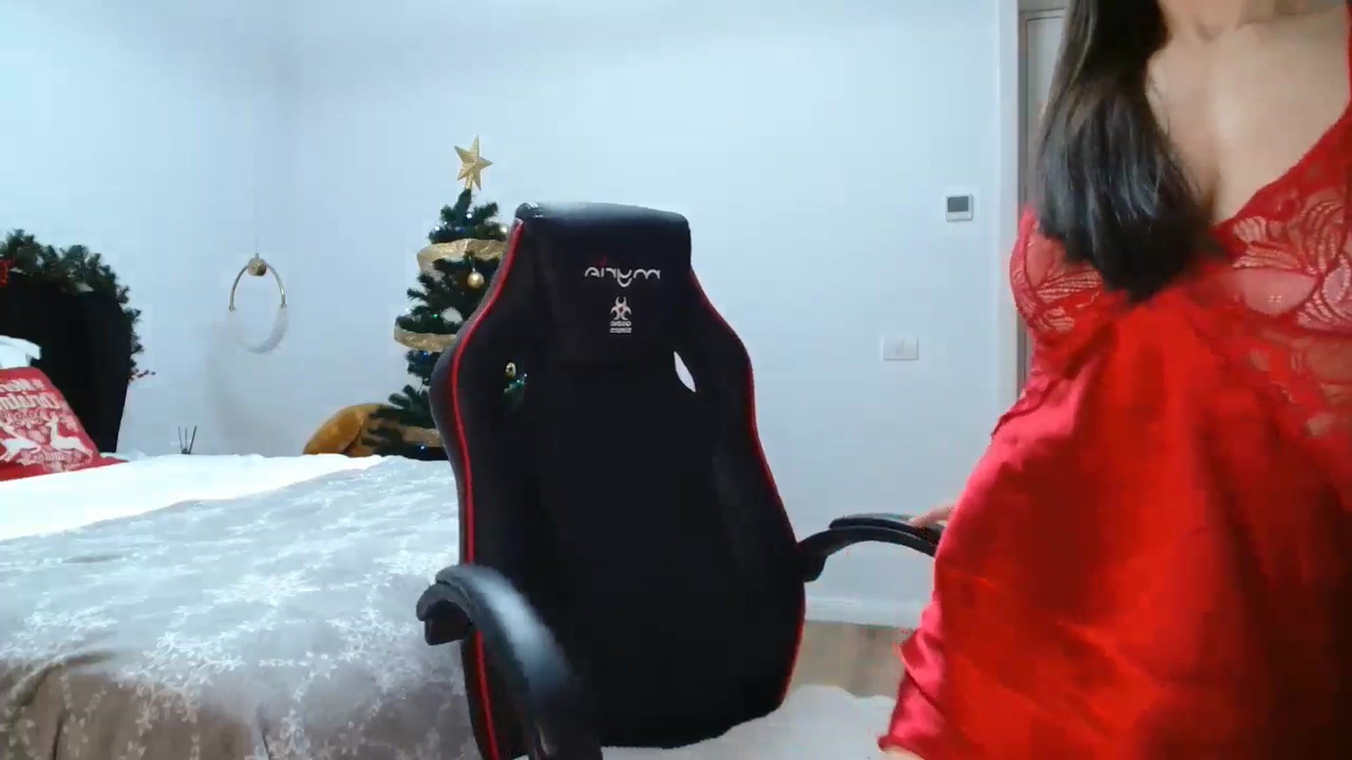 Gallery image thumbnail from LoryBell's myfreecams stream on, 12/17/2024, 01:34 image 16 of 20