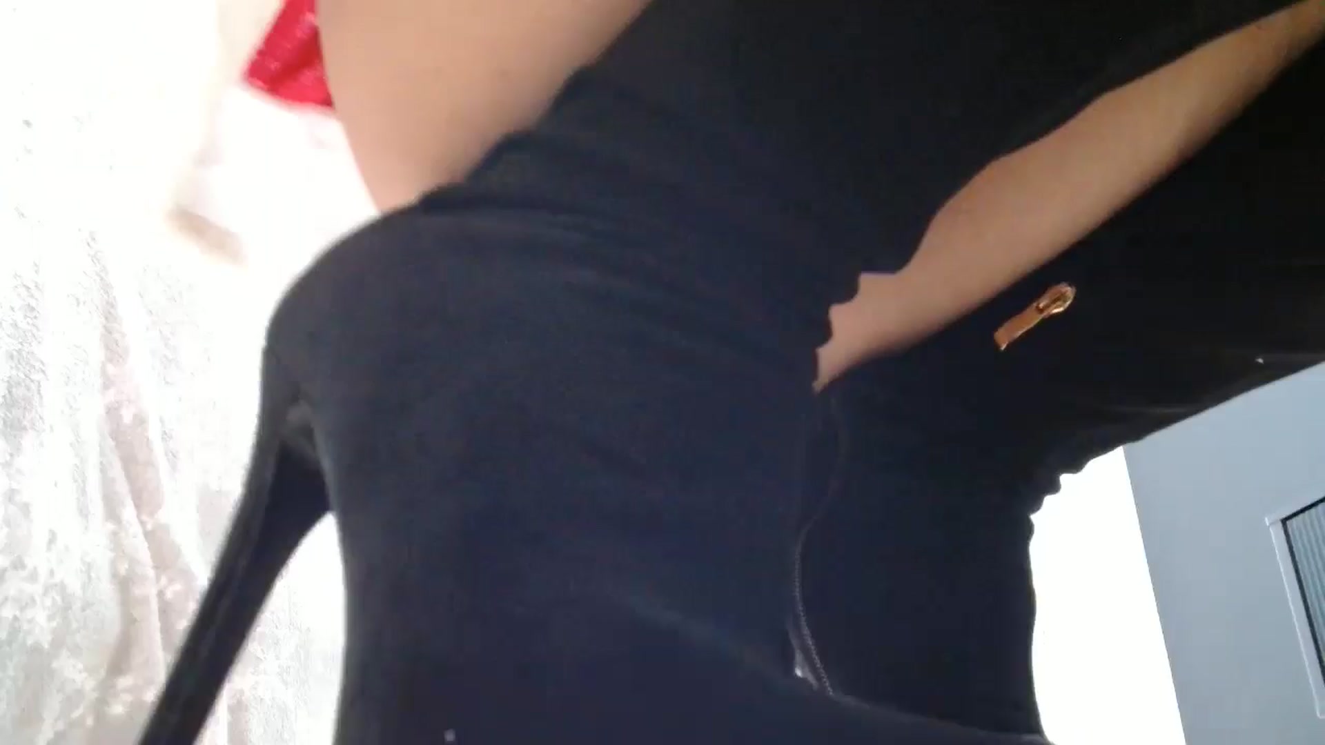 Gallery image thumbnail from LoryBell's myfreecams stream on, 12/25/2024, 01:49 image 5 of 20