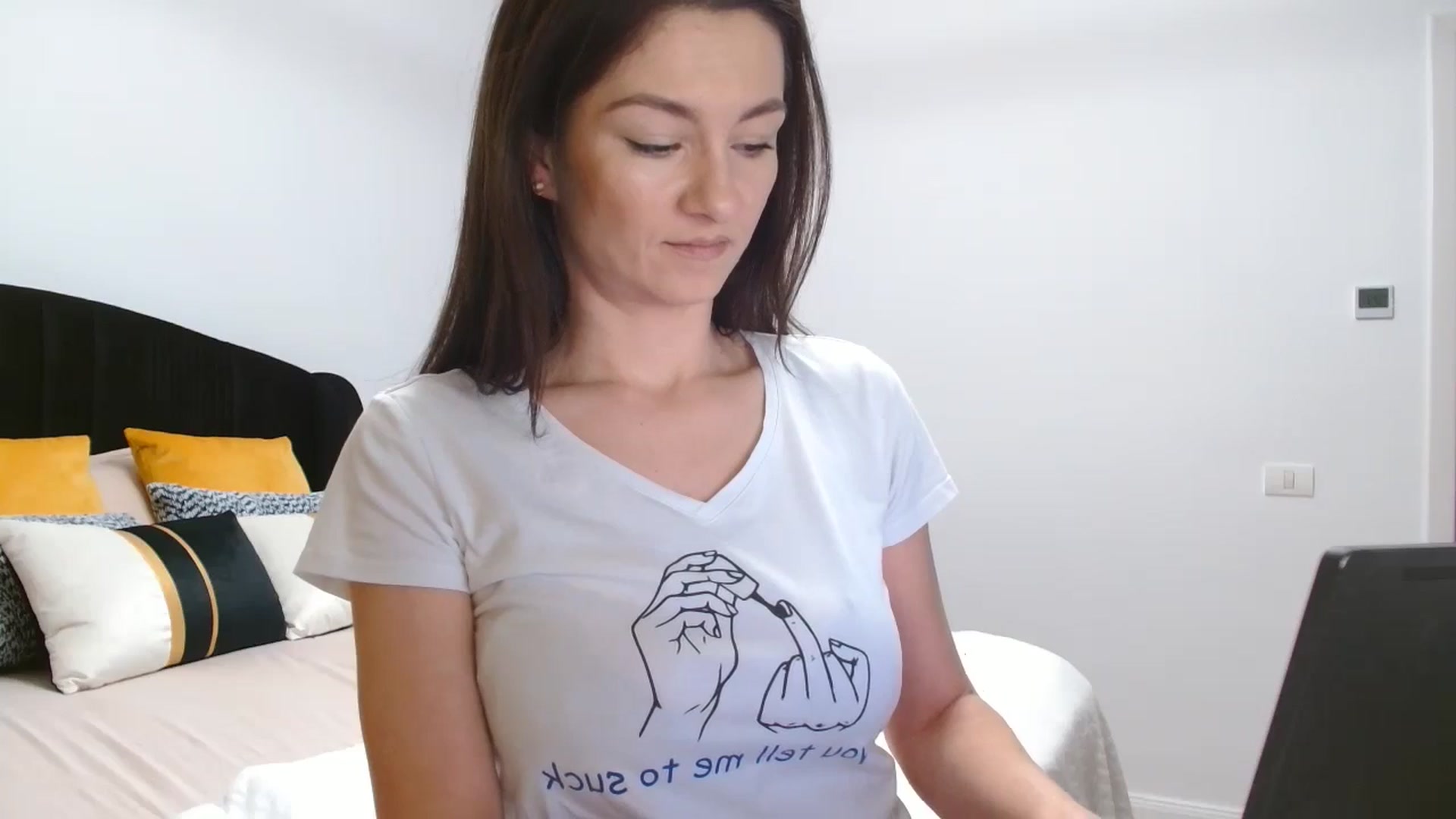 Gallery image thumbnail from LoryBell's myfreecams stream on, 02/09/2025, 24:04 image 7 of 20