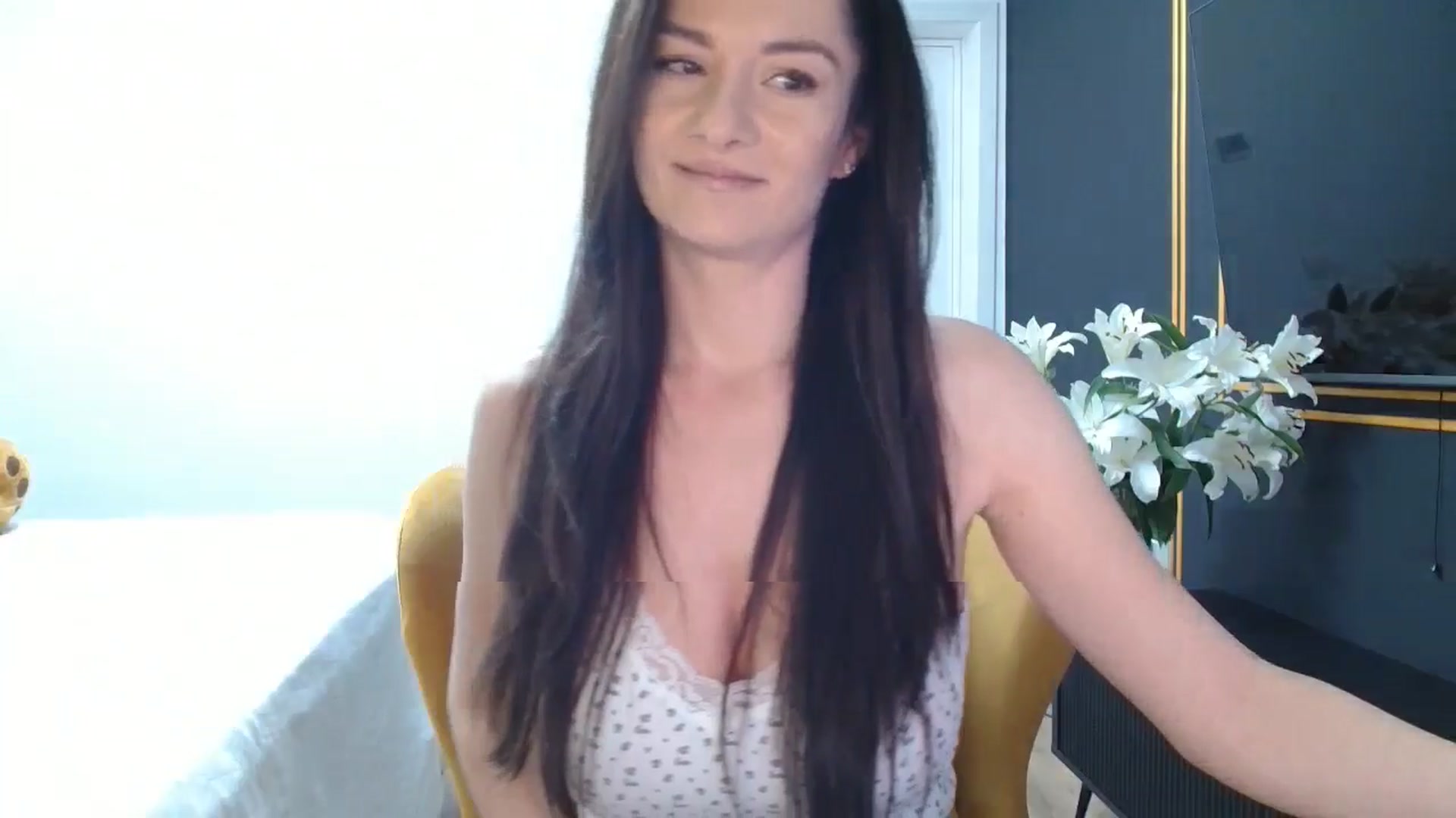 Gallery image thumbnail from LoryBell's myfreecams stream on, 04/12/2025, 01:33 image 5 of 20
