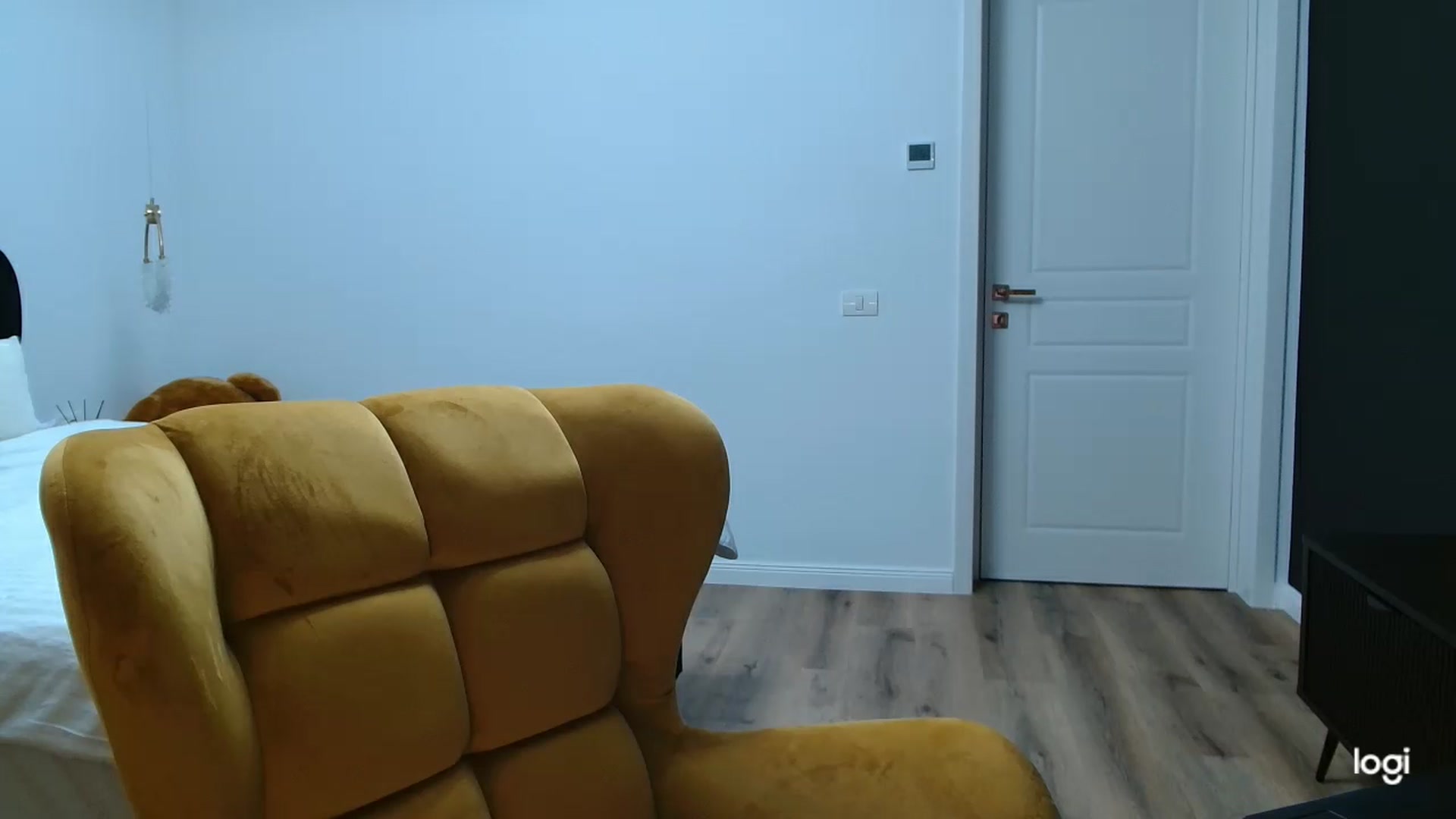 Gallery image thumbnail from LoryBell's myfreecams stream on, 06/12/2025, 24:39 image 16 of 20