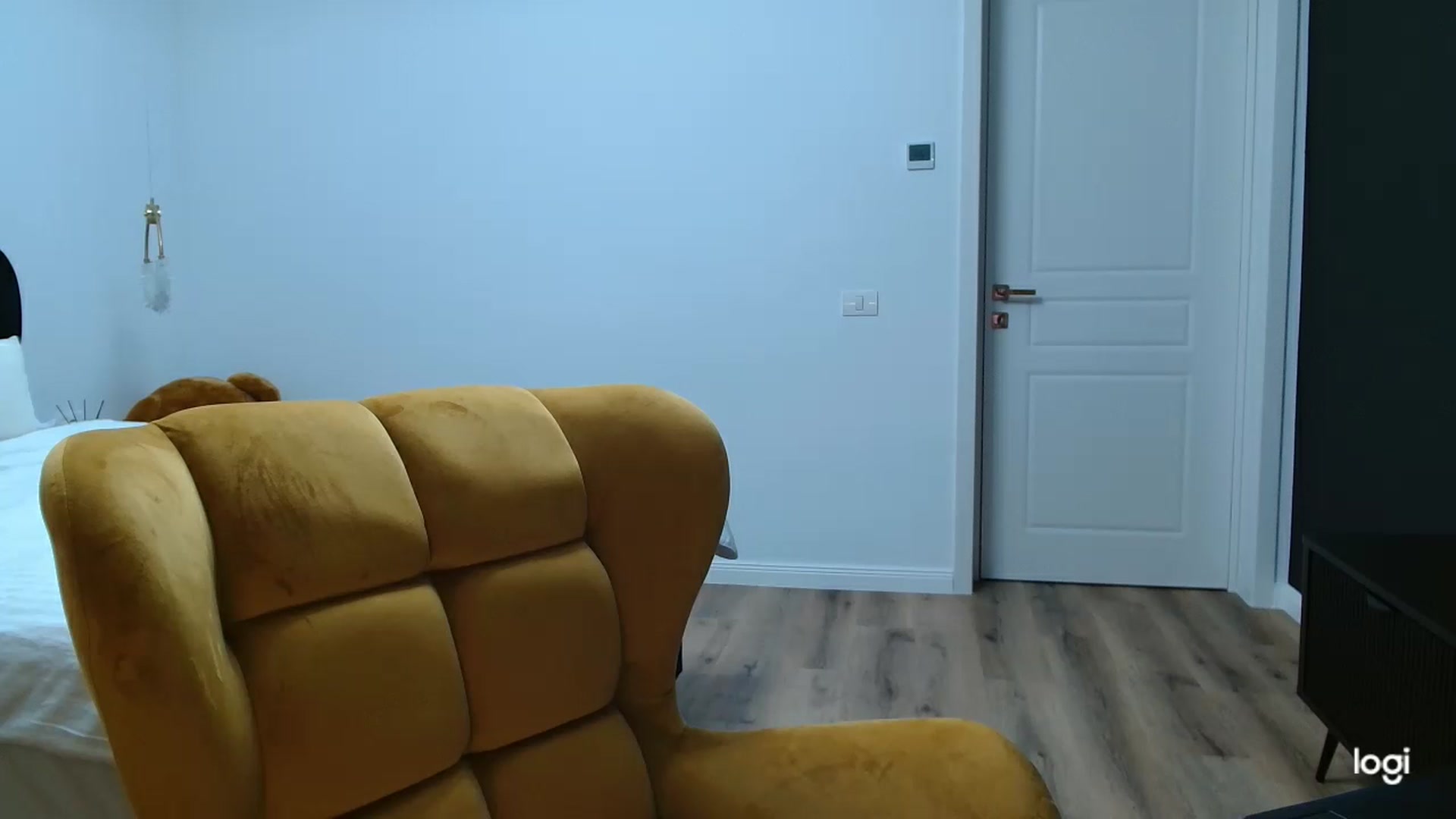 Gallery image thumbnail from LoryBell's myfreecams stream on, 06/12/2025, 24:39 image 15 of 20