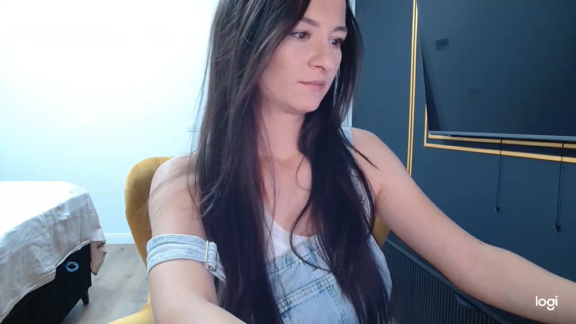 Gallery image thumbnail from LoryBell's myfreecams stream on, 06/22/2025, 22:49 image 14 of 20