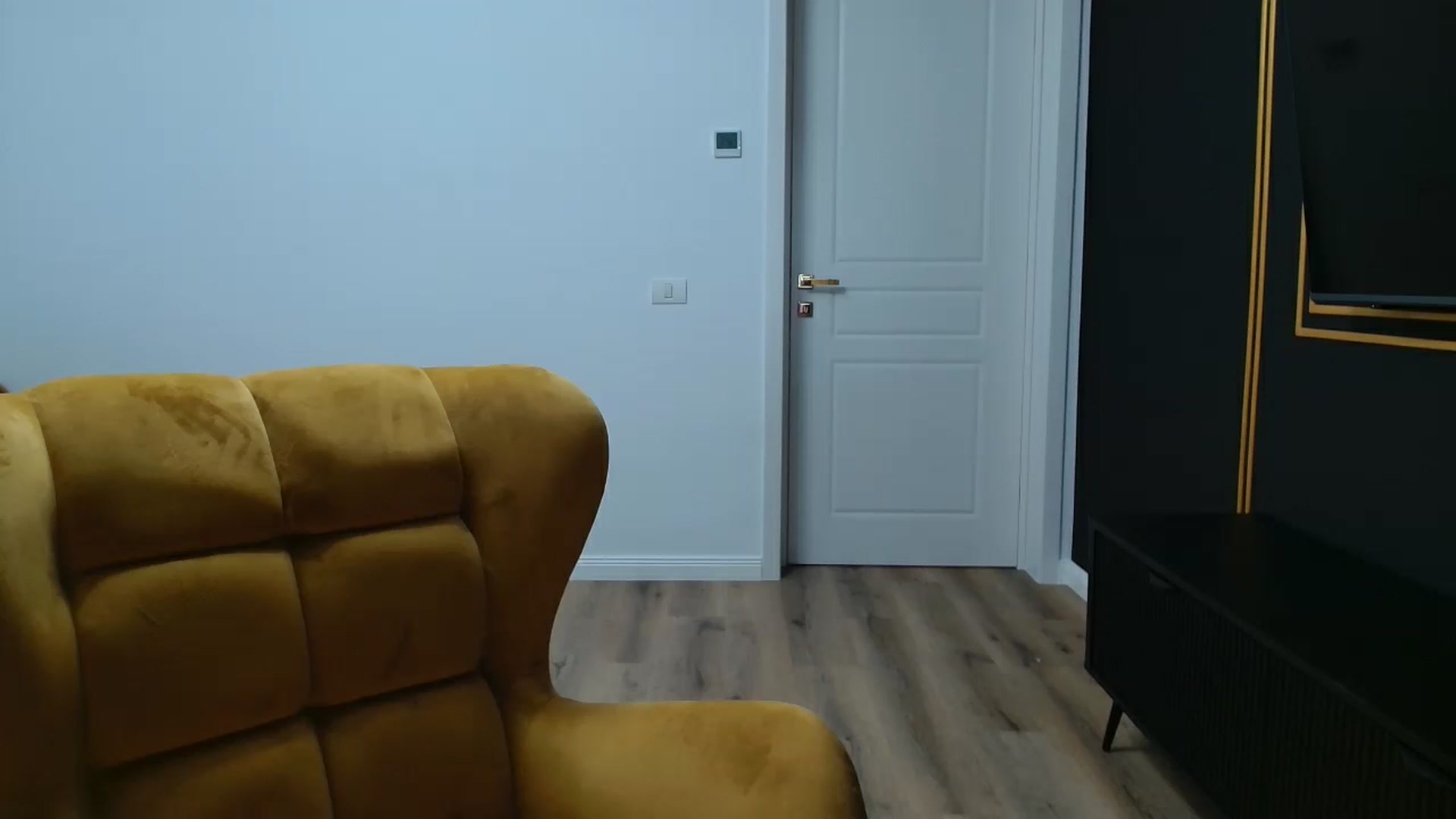 Gallery image thumbnail from LoryBell's myfreecams stream on, 07/04/2025, 02:04 image 6 of 20