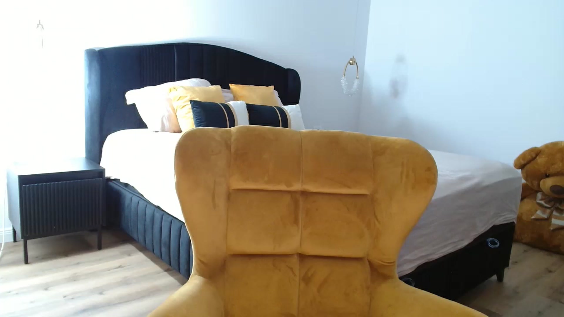 Gallery image thumbnail from LoryBell's myfreecams stream on, 08/26/2025, 22:44 image 4 of 20