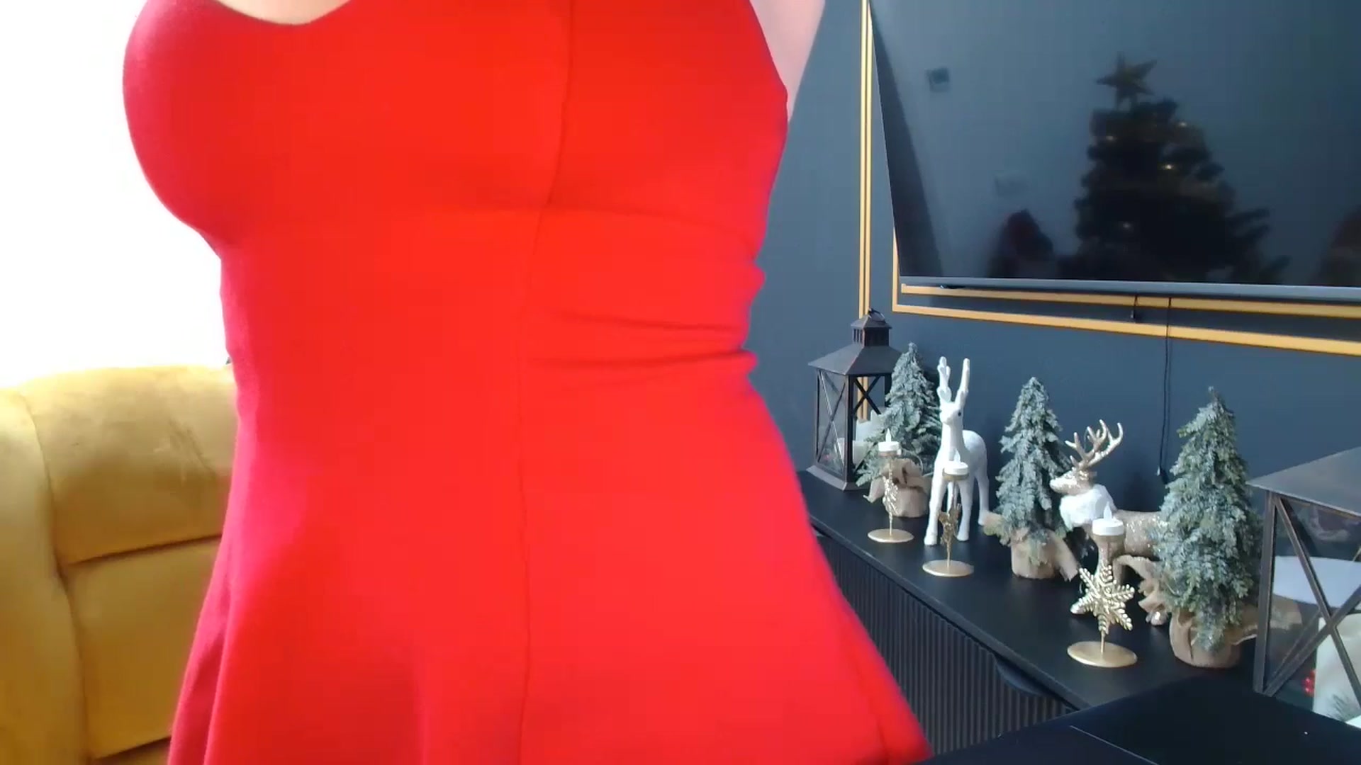 Gallery image thumbnail from LoryBell's myfreecams stream on, 12/25/2025, 24:03 image 14 of 20