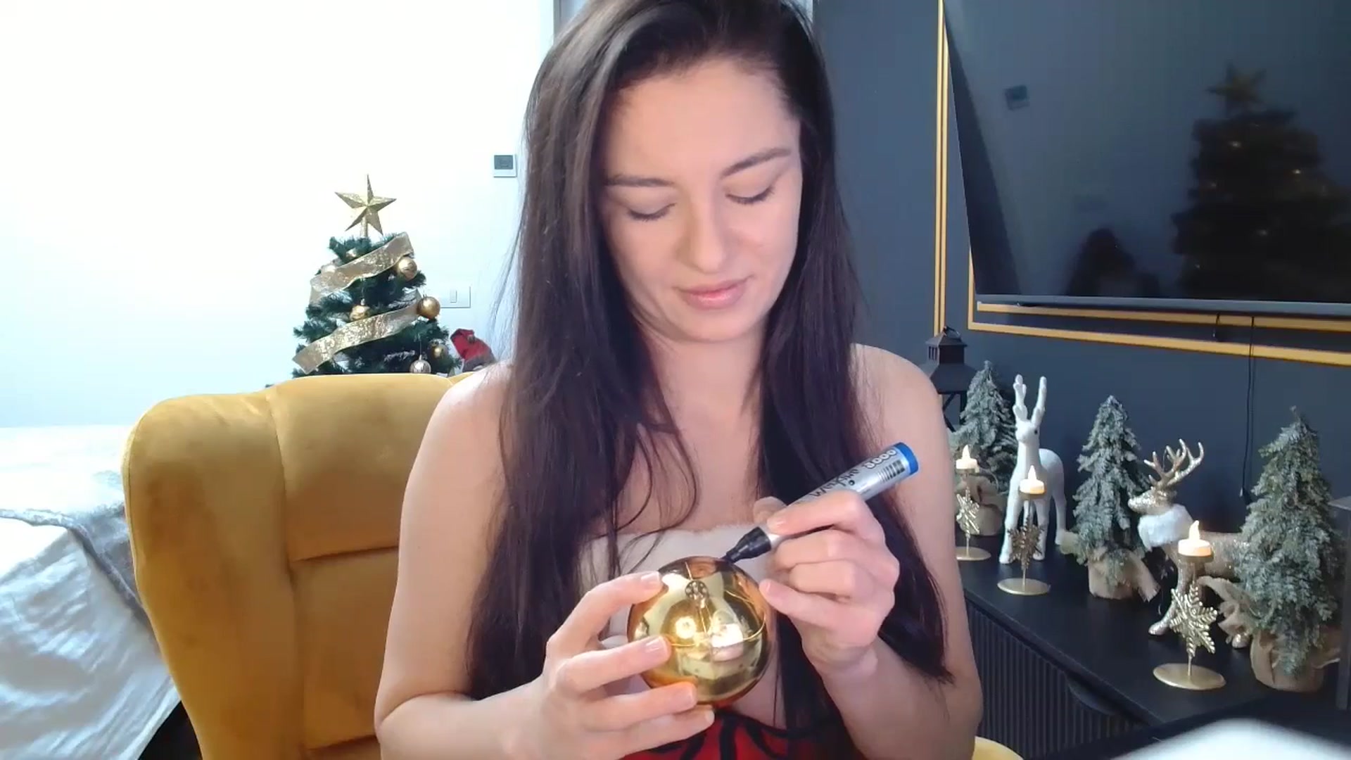 Gallery image thumbnail from LoryBell's myfreecams stream on, 12/26/2025, 03:13 image 3 of 20