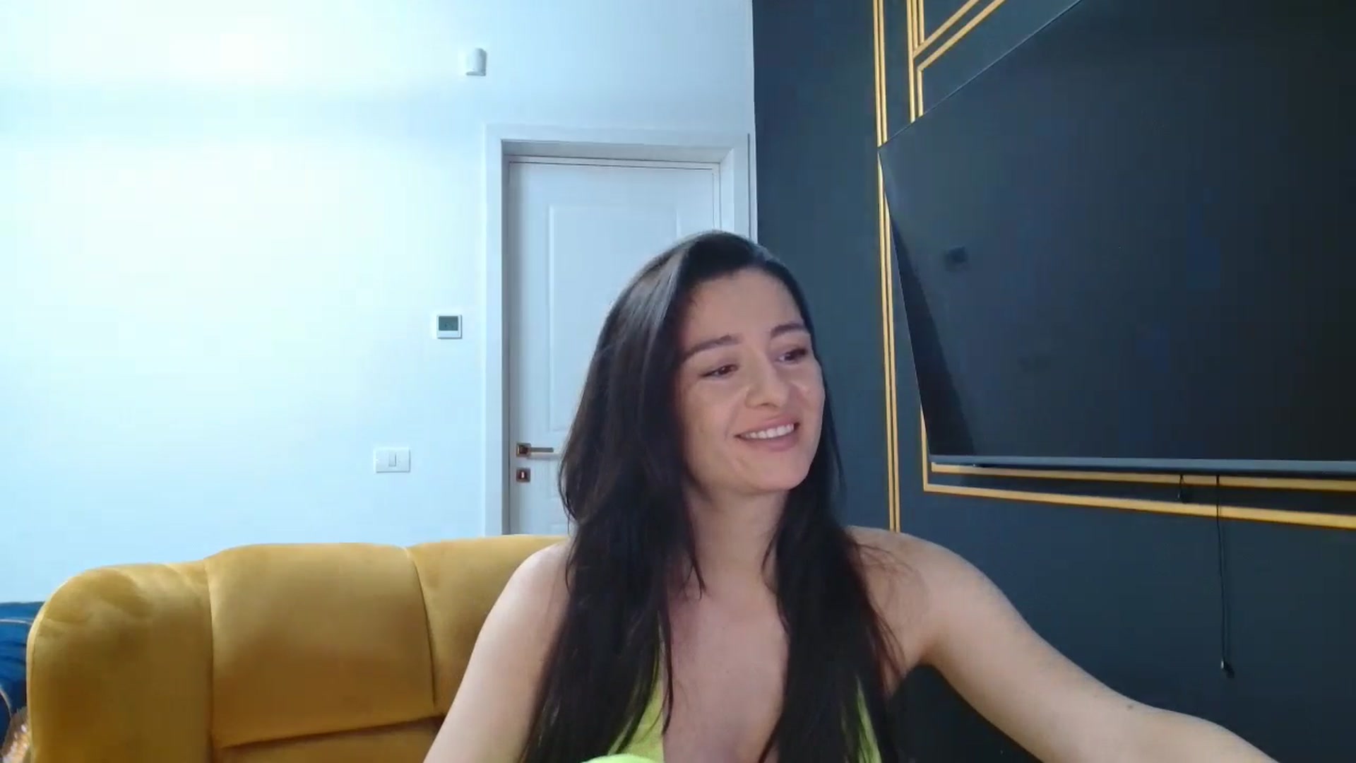 Gallery image thumbnail from LoryBell's myfreecams stream on, 01/09/2026, 02:47 image 13 of 20