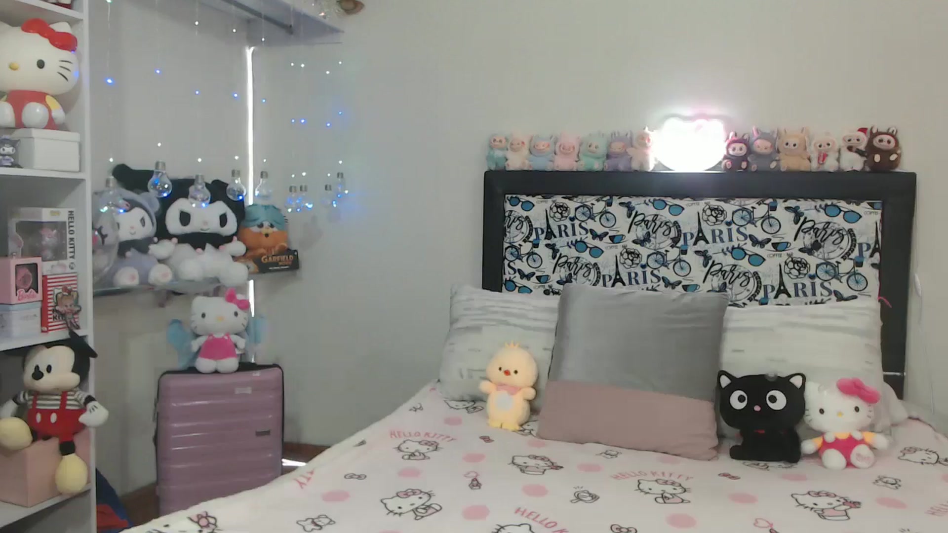 Gallery image thumbnail from Lorycupcake20's myfreecams stream on, 07/18/2025, 21:41 image 9 of 20