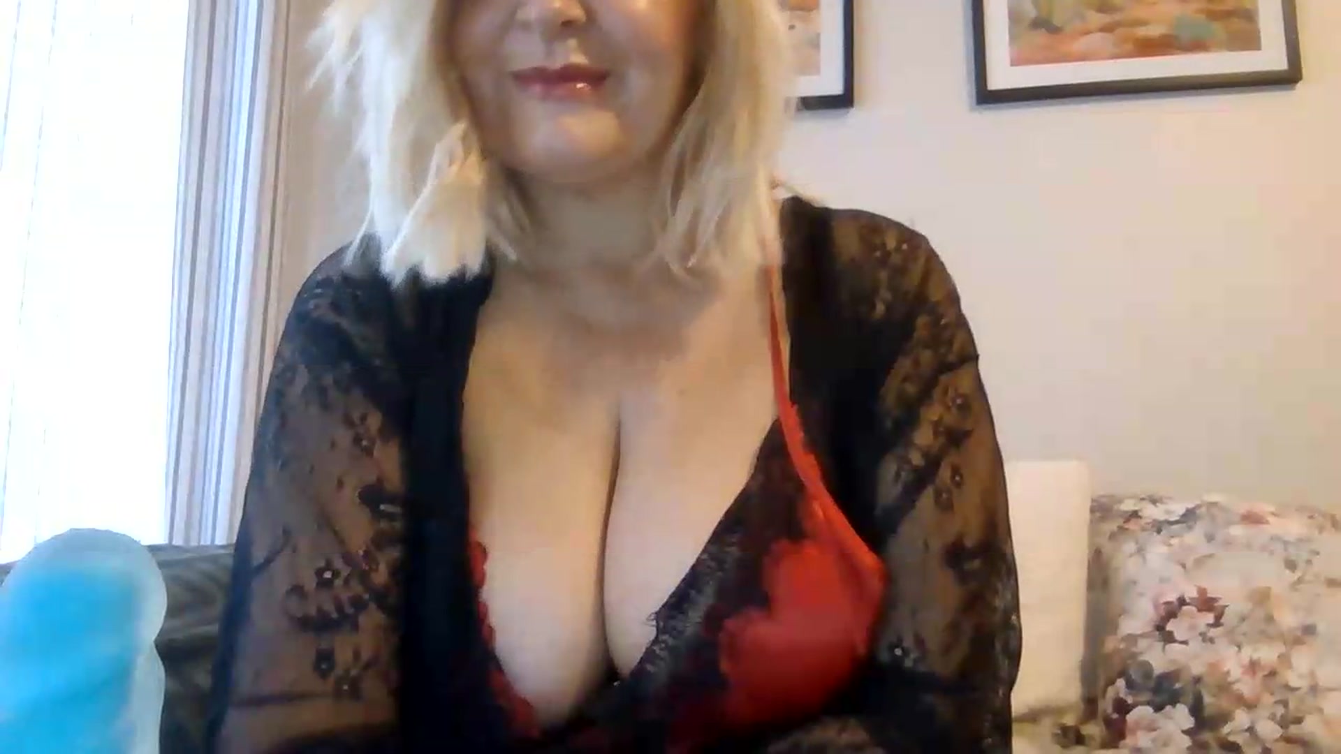 Gallery image thumbnail from LottieLowe's myfreecams stream on, 08/09/2026, 09:11 image 13 of 20