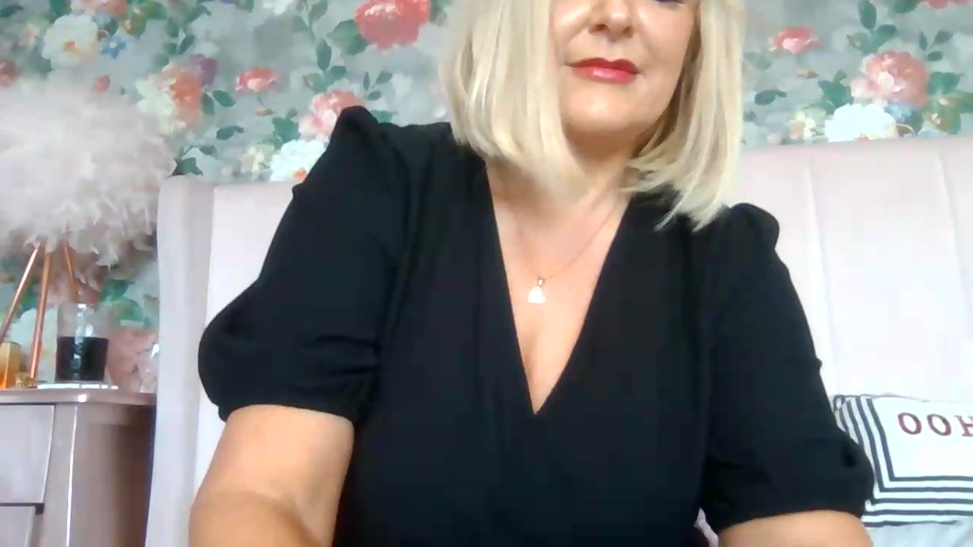 Gallery image thumbnail from LottieLowe's myfreecams stream on, 09/10/2026, 13:12 image 14 of 20