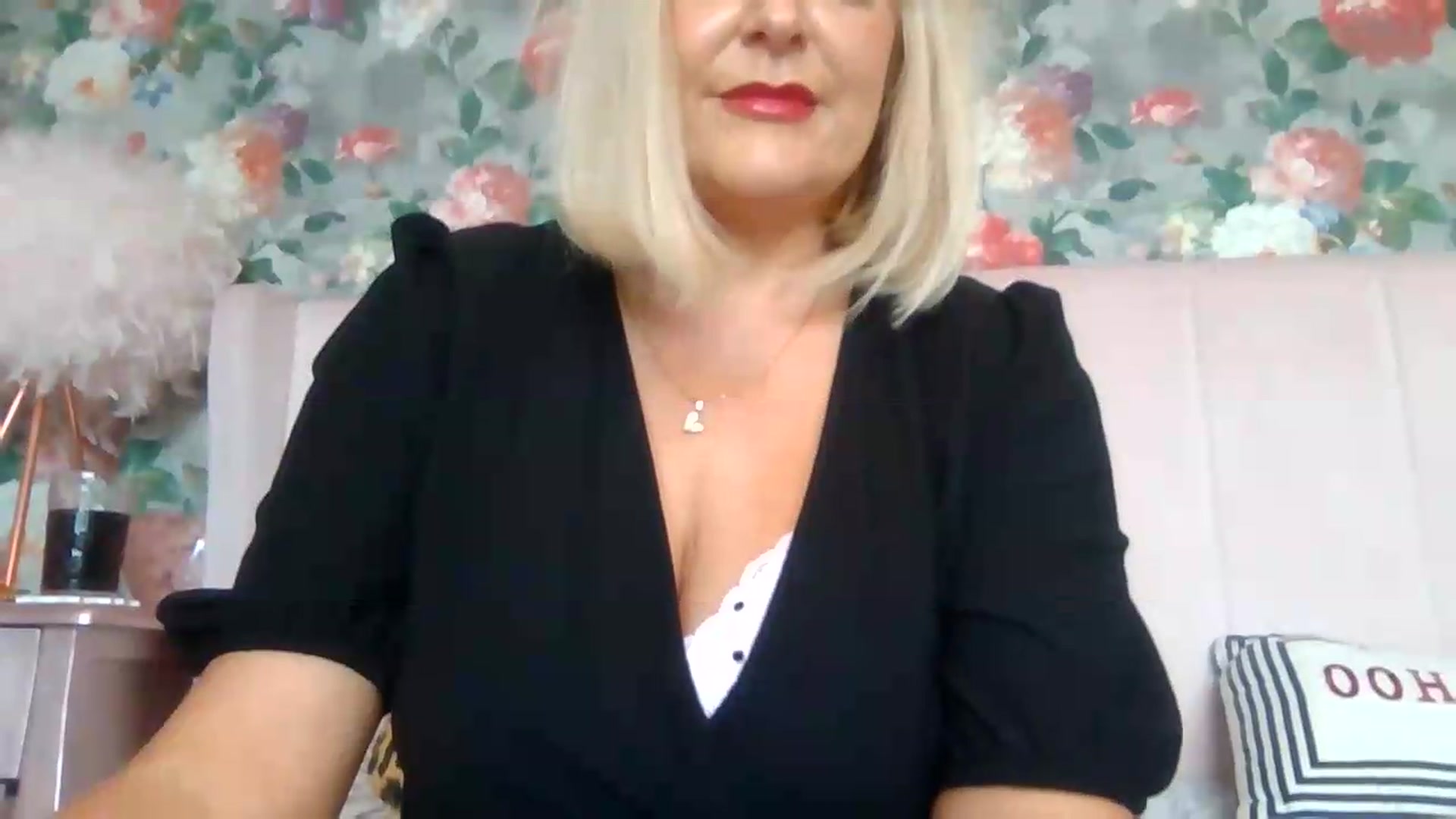 Gallery image thumbnail from LottieLowe's myfreecams stream on, 09/10/2026, 13:12 image 2 of 20