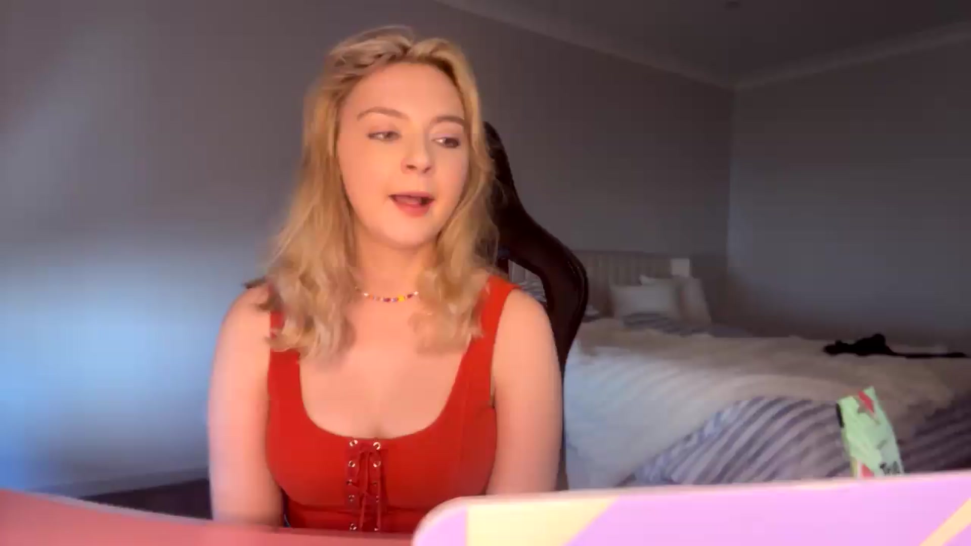 Gallery image thumbnail from Lotttiee's myfreecams stream on, 09/15/2026, 01:00 image 3 of 20
