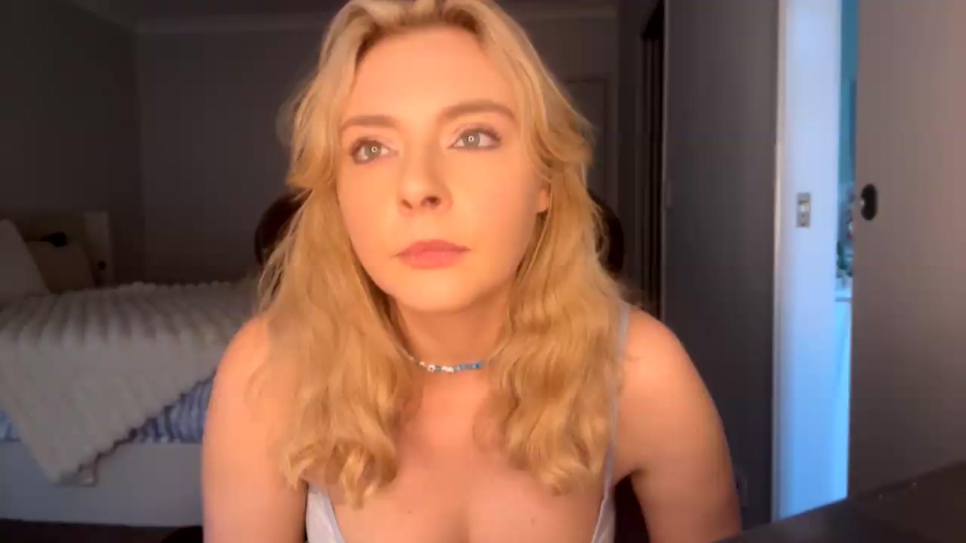 Gallery image thumbnail from Lotttiee's myfreecams stream on, 09/17/2026, 23:38 image 1 of 20
