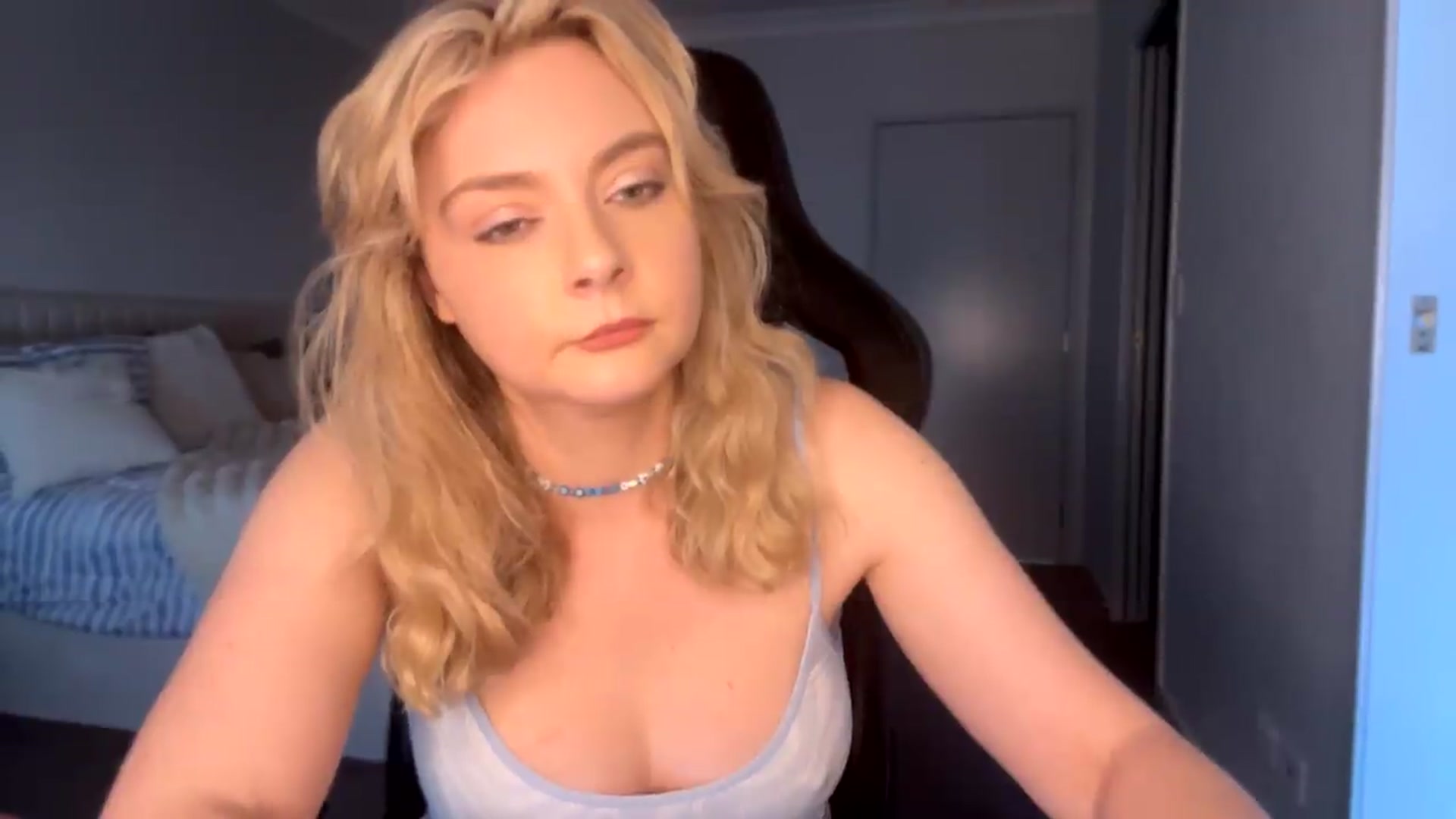 Gallery image thumbnail from Lotttiee's myfreecams stream on, 09/17/2026, 23:38 image 18 of 20